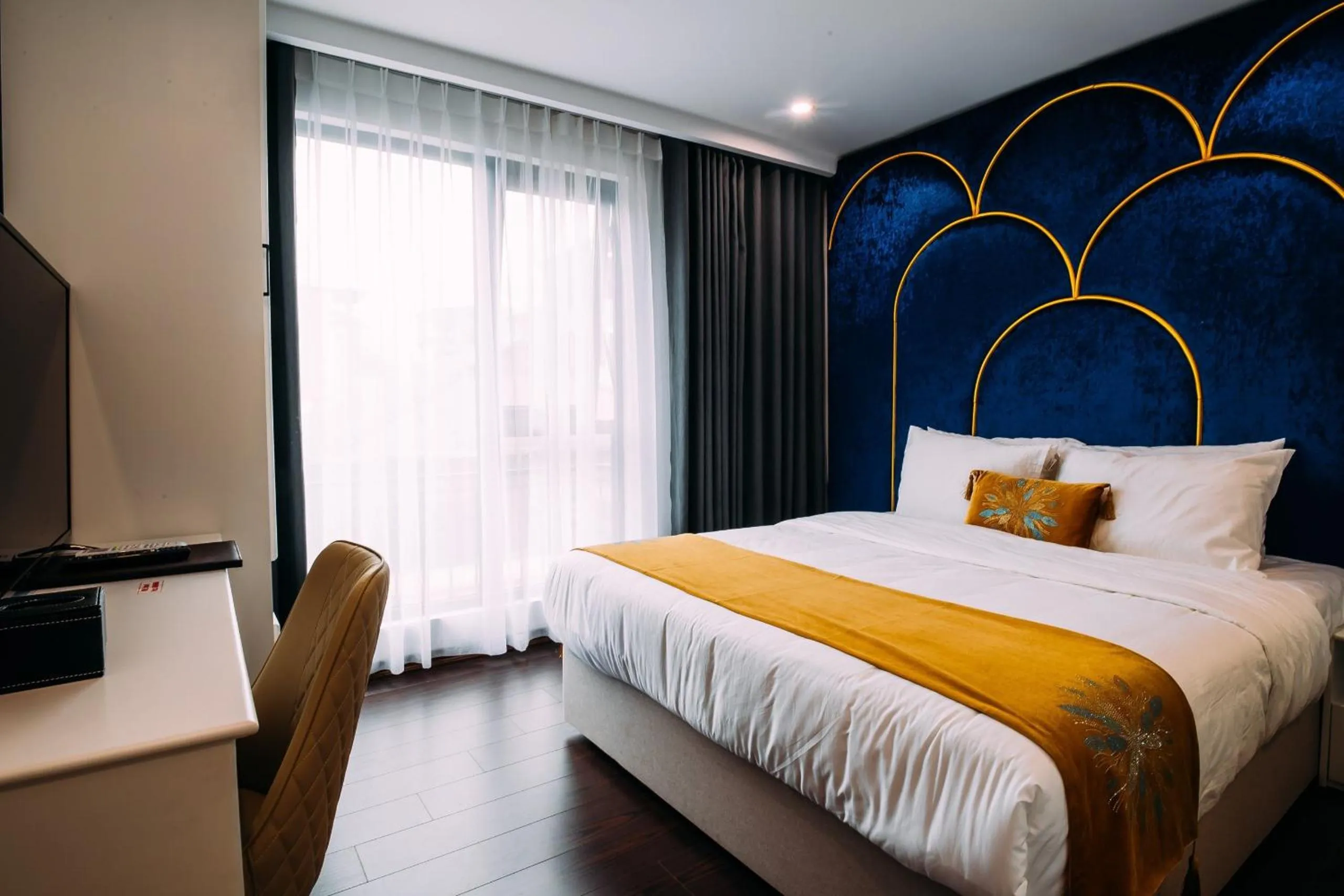 Bedroom, Bed in Royal Lotus Hotel