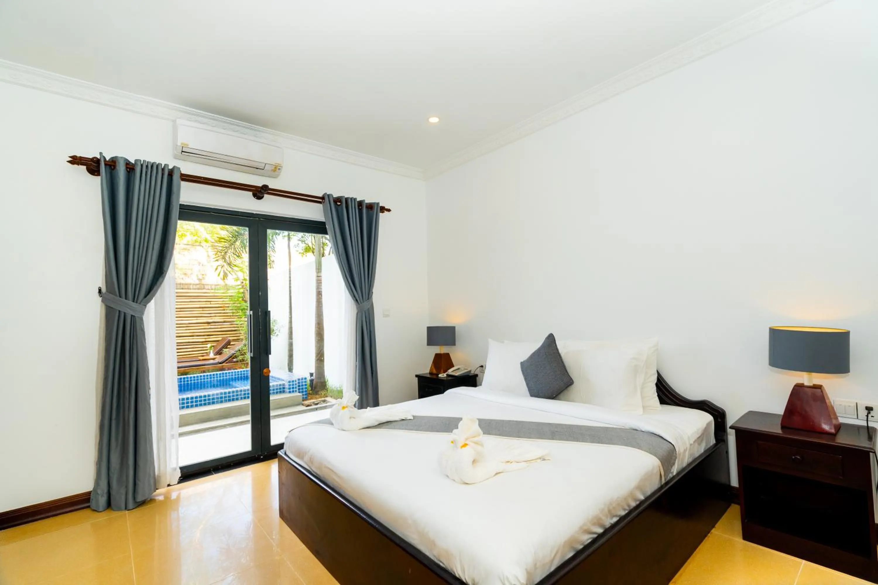 View (from property/room), Bed in Angkor Tempora Boutique