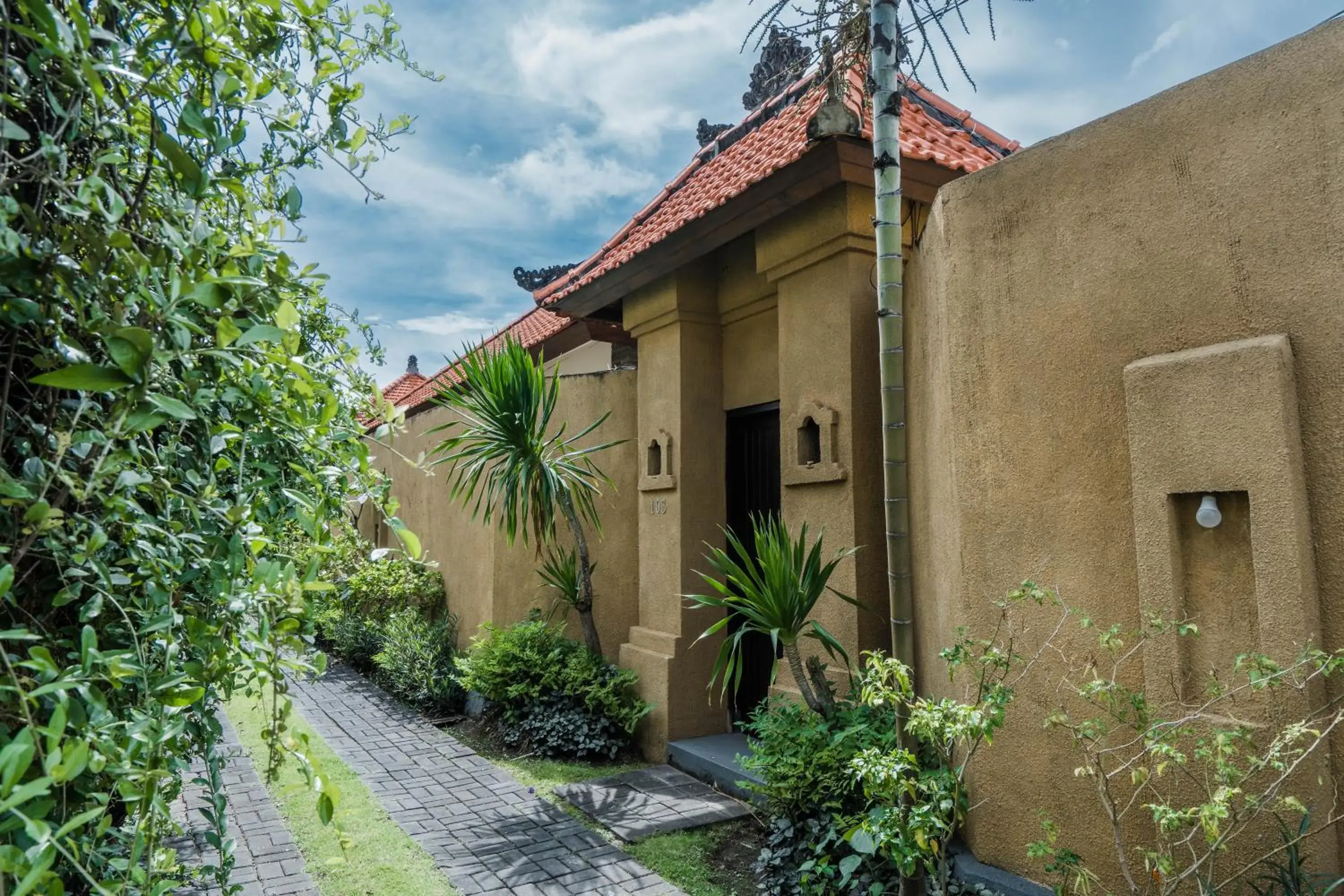 Facade/entrance in Bali Radiance Villas Seminyak Facade/entrance in Bali Radiance Villas Seminyak