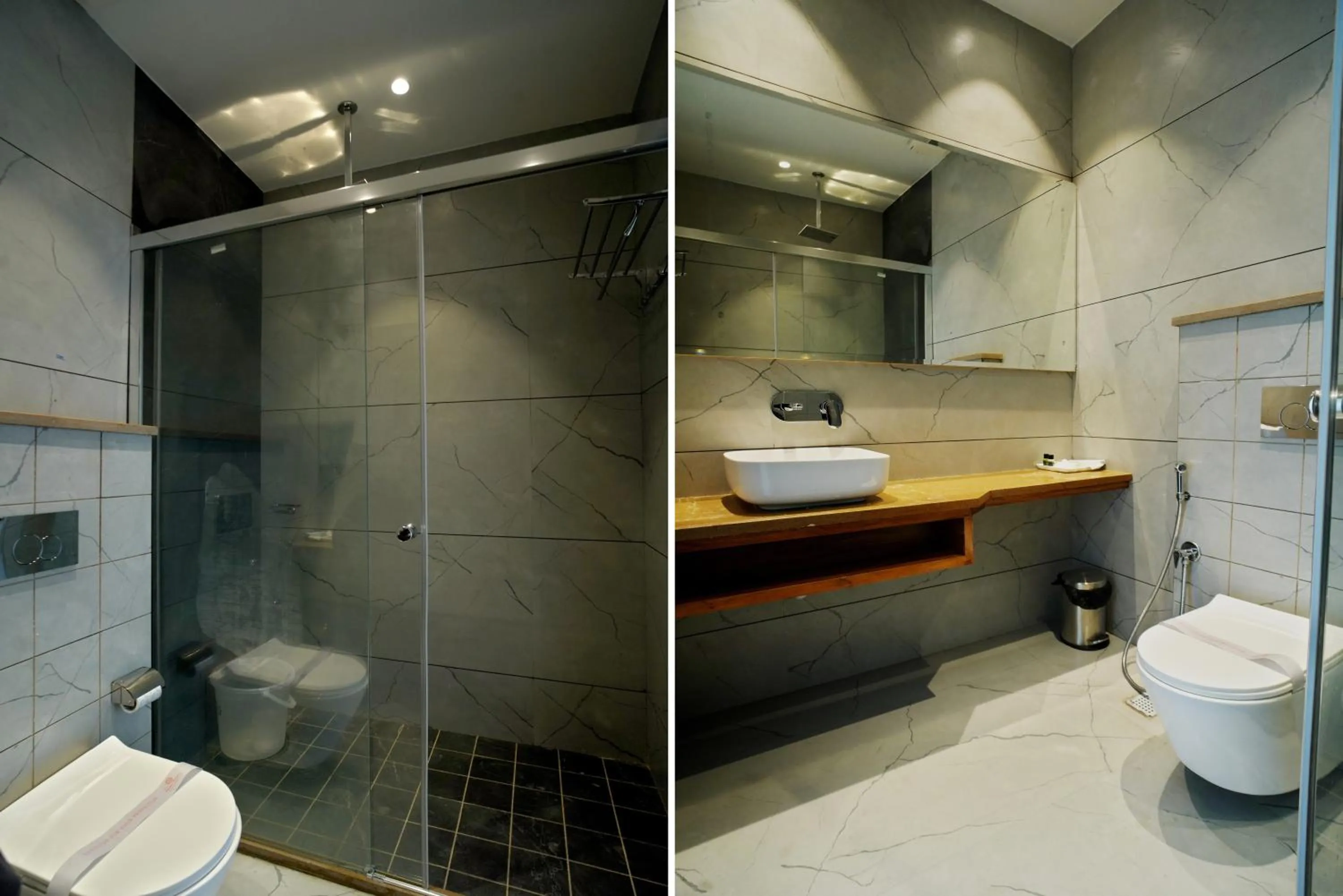 Toilet in 5 States Resort