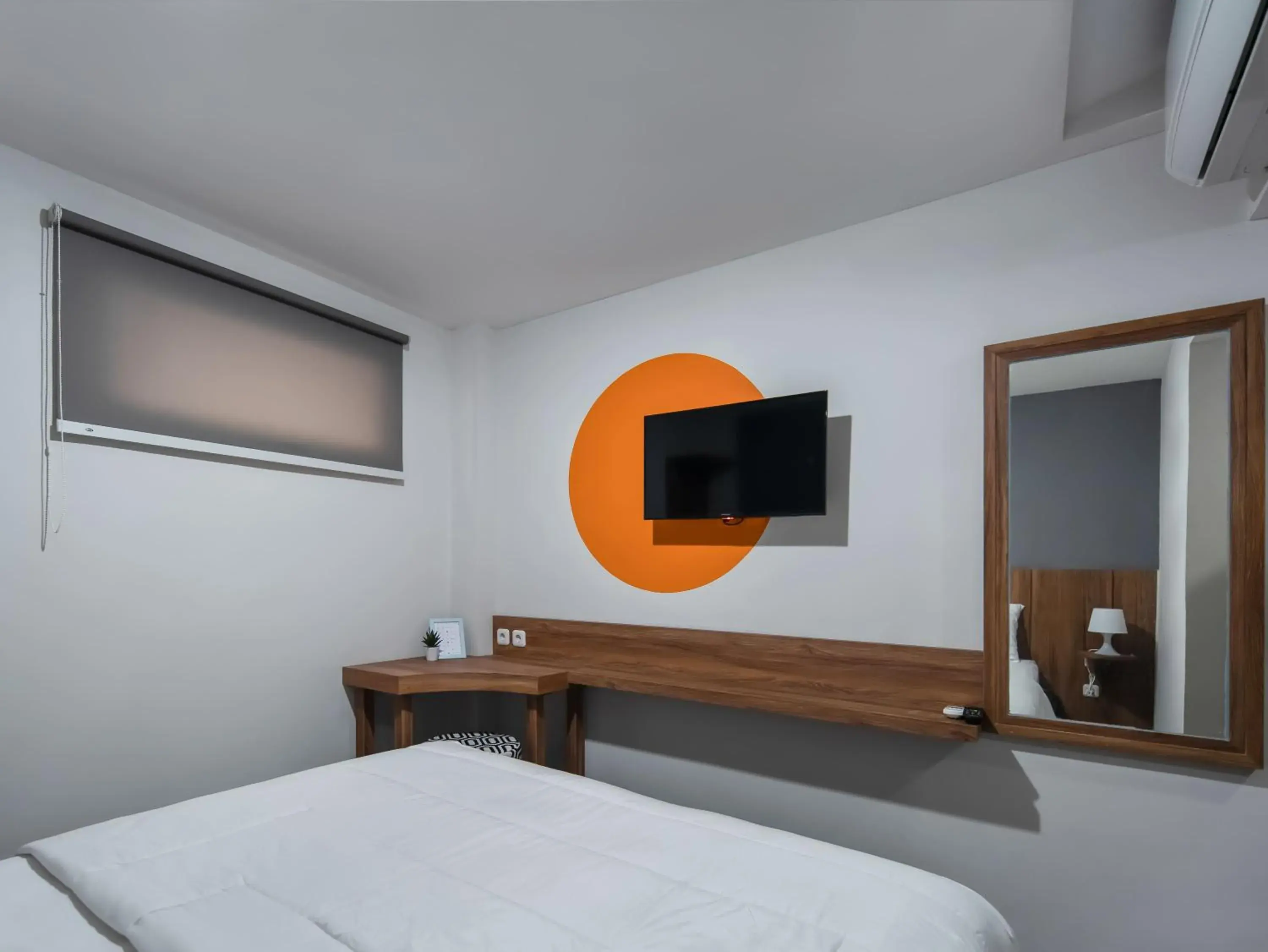 TV and multimedia, Bed in Cove Accordia Residence TV and multimedia, Bed in Cove Accordia Residence