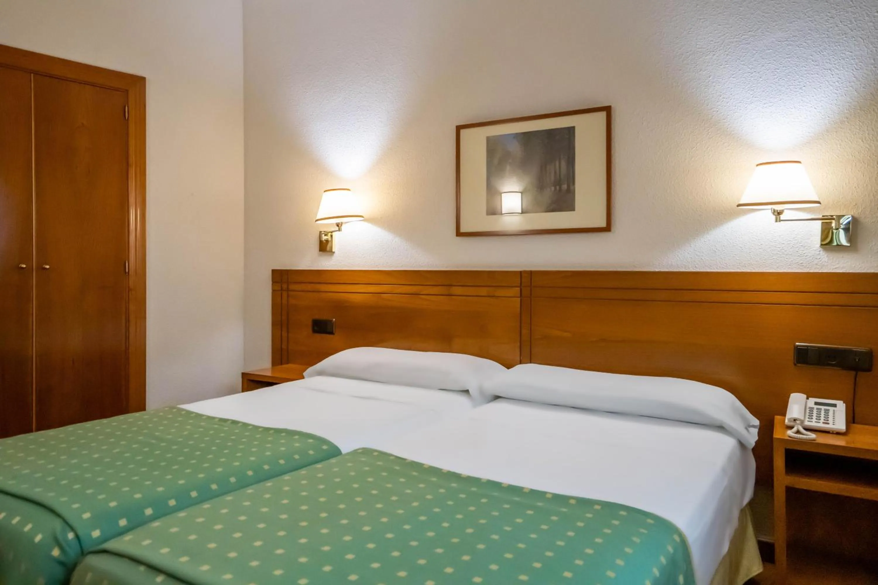 Bed in YIT Conquista de Toledo