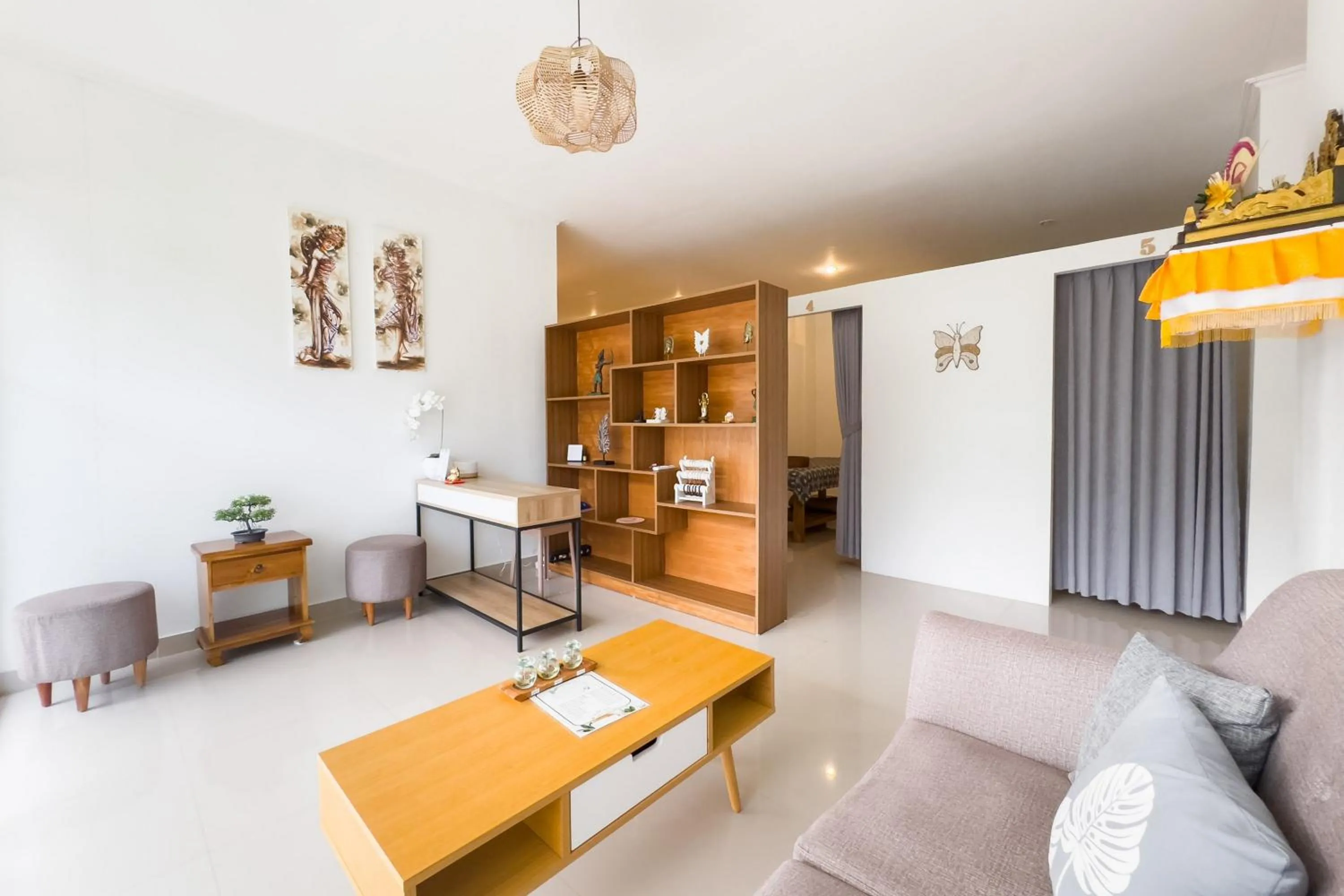 Seating area in Agaru Villa Uluwatu by The Lavana