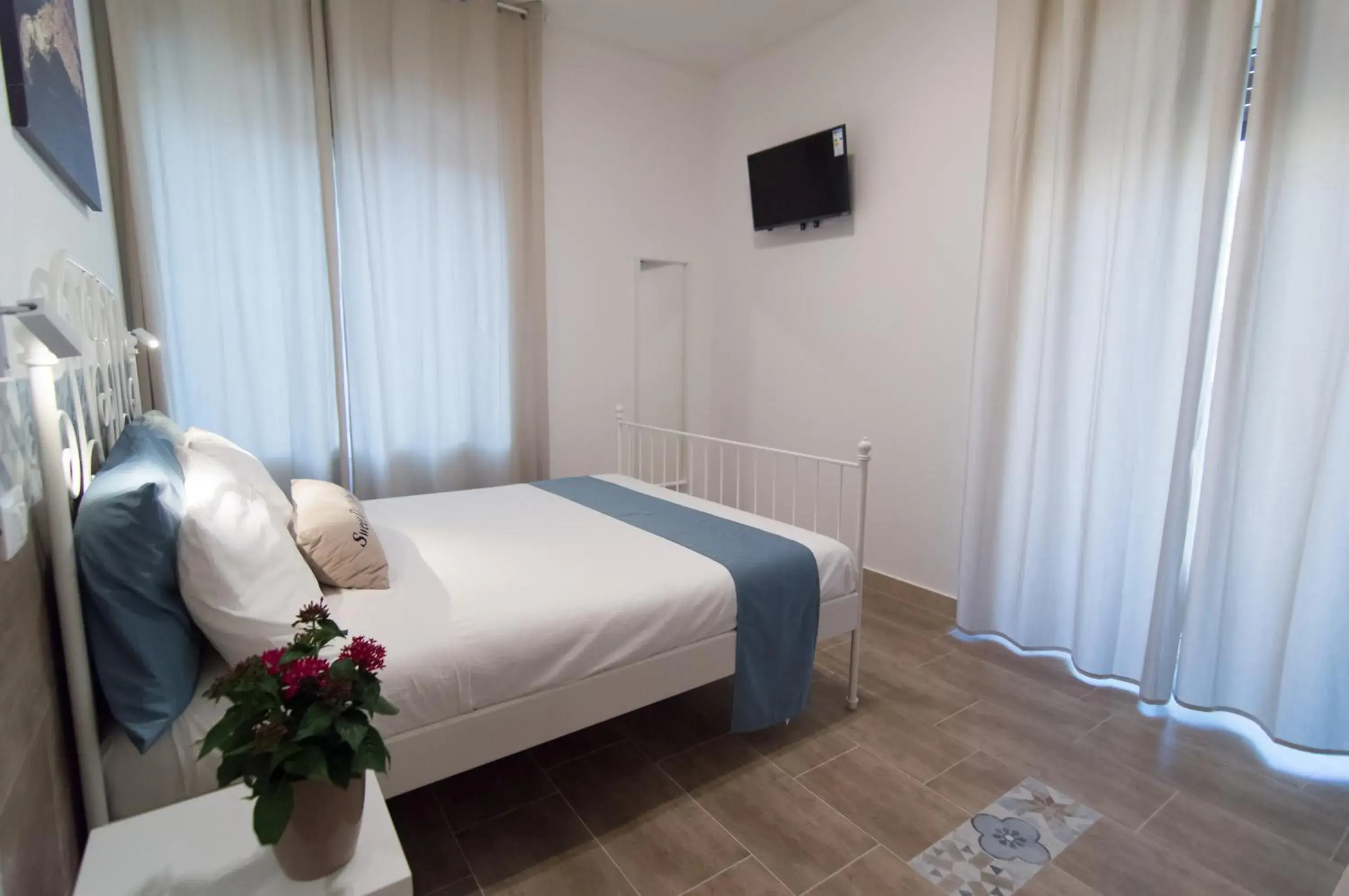 Double Room with Private Bathroom in RAUDINO ROOMS Double Room with Private Bathroom in RAUDINO ROOMS
