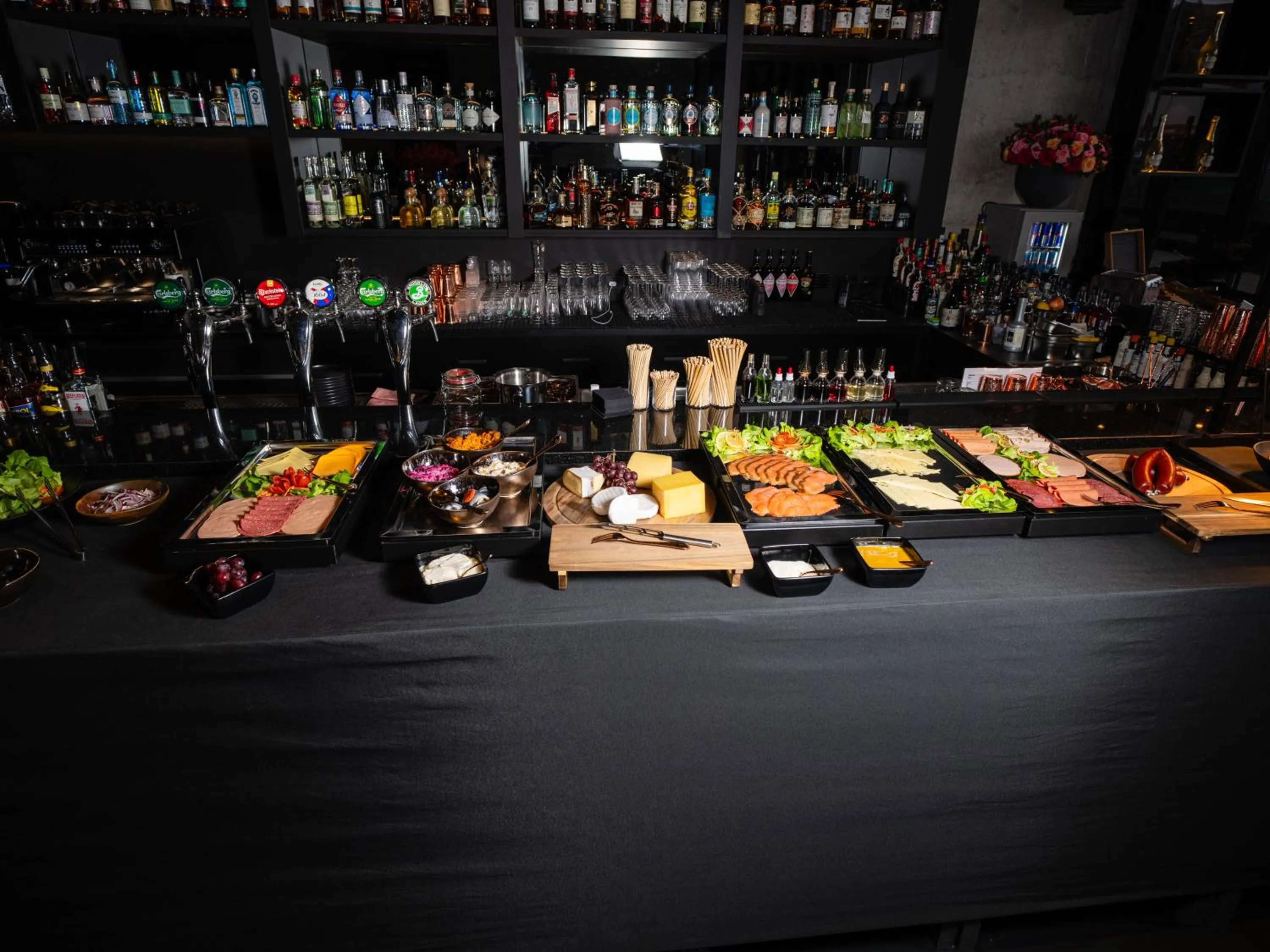 Buffet breakfast in Hotel am Beatles-Platz