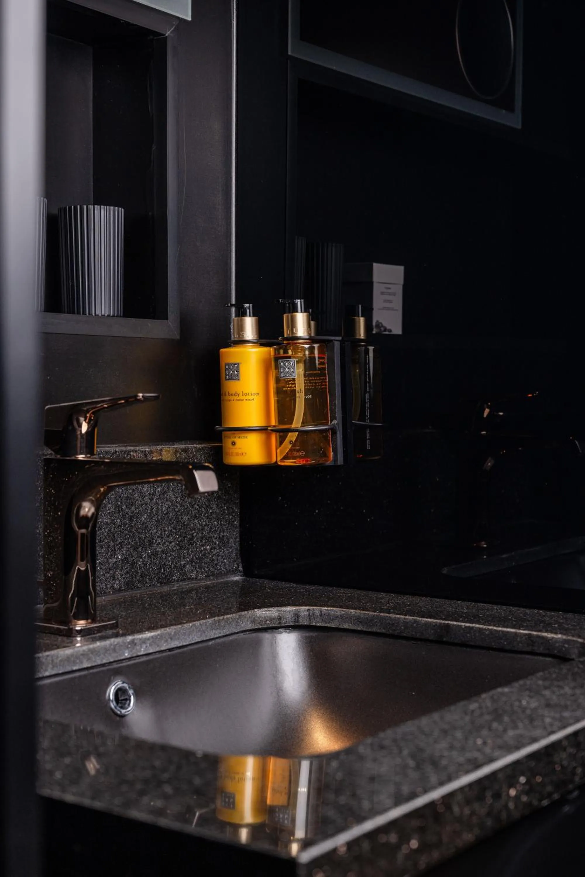 Bathroom in Hotel am Beatles-Platz