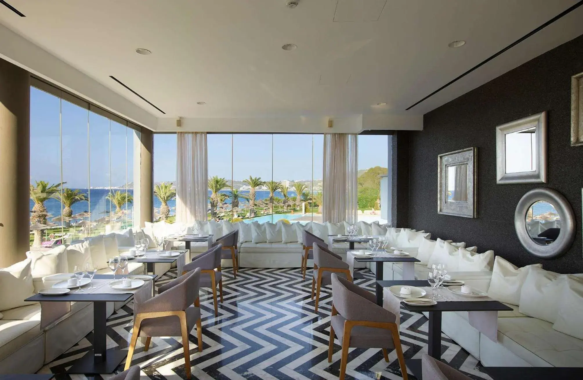 Restaurant/places to eat in The Ixian Grand & All Suites - Adults Only Hotel Restaurant/places to eat in The Ixian Grand & All Suites - Adults Only Hotel