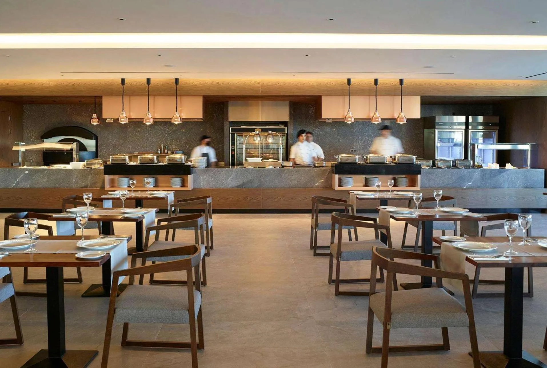 Restaurant/places to eat in The Ixian Grand & All Suites - Adults Only Hotel