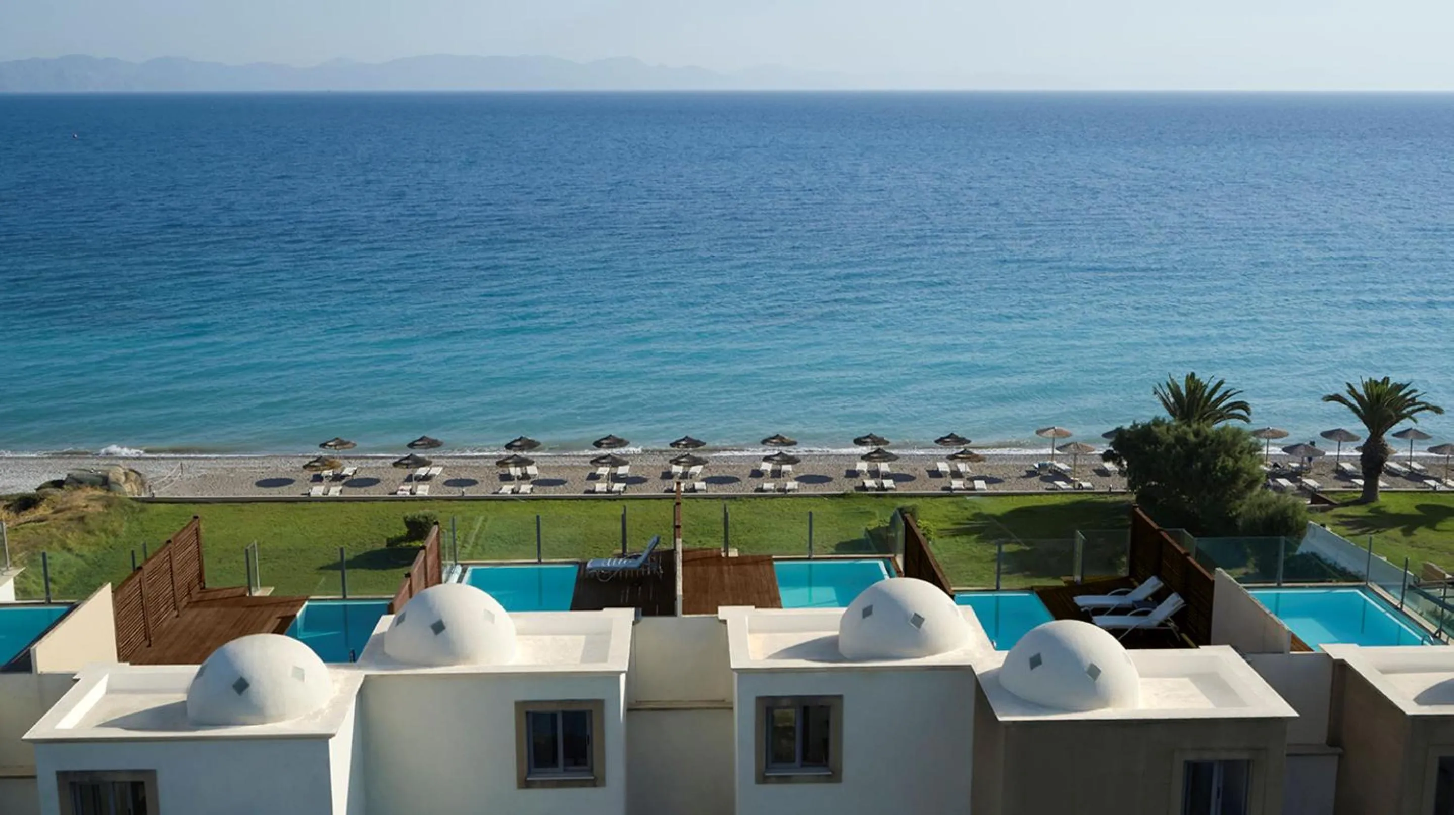 Beachfront Grand Suite Sea View with Private Rooftop Pool in The Ixian Grand & All Suites - Adults Only Hotel