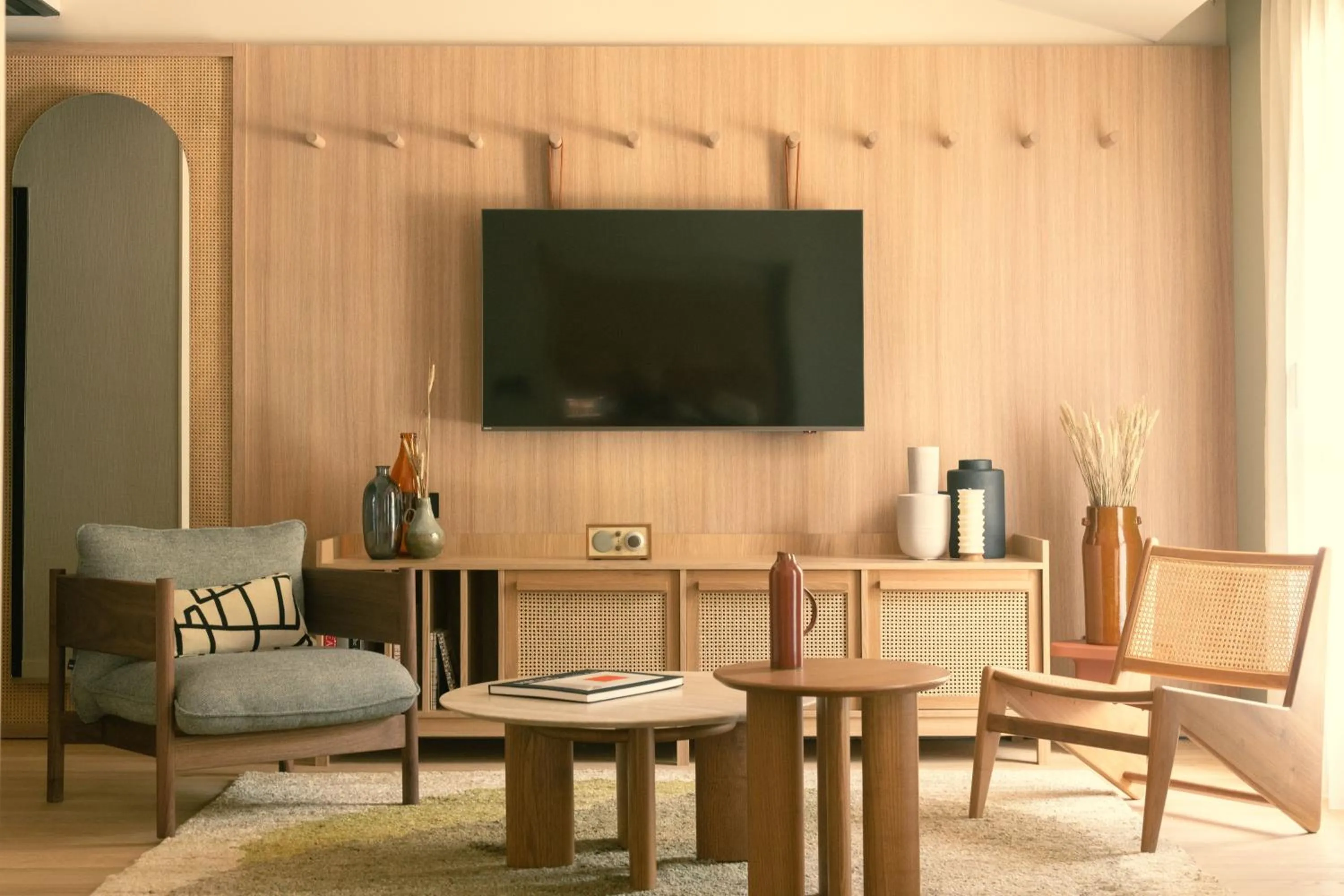 TV and multimedia in Hôtel Parc du Landreau