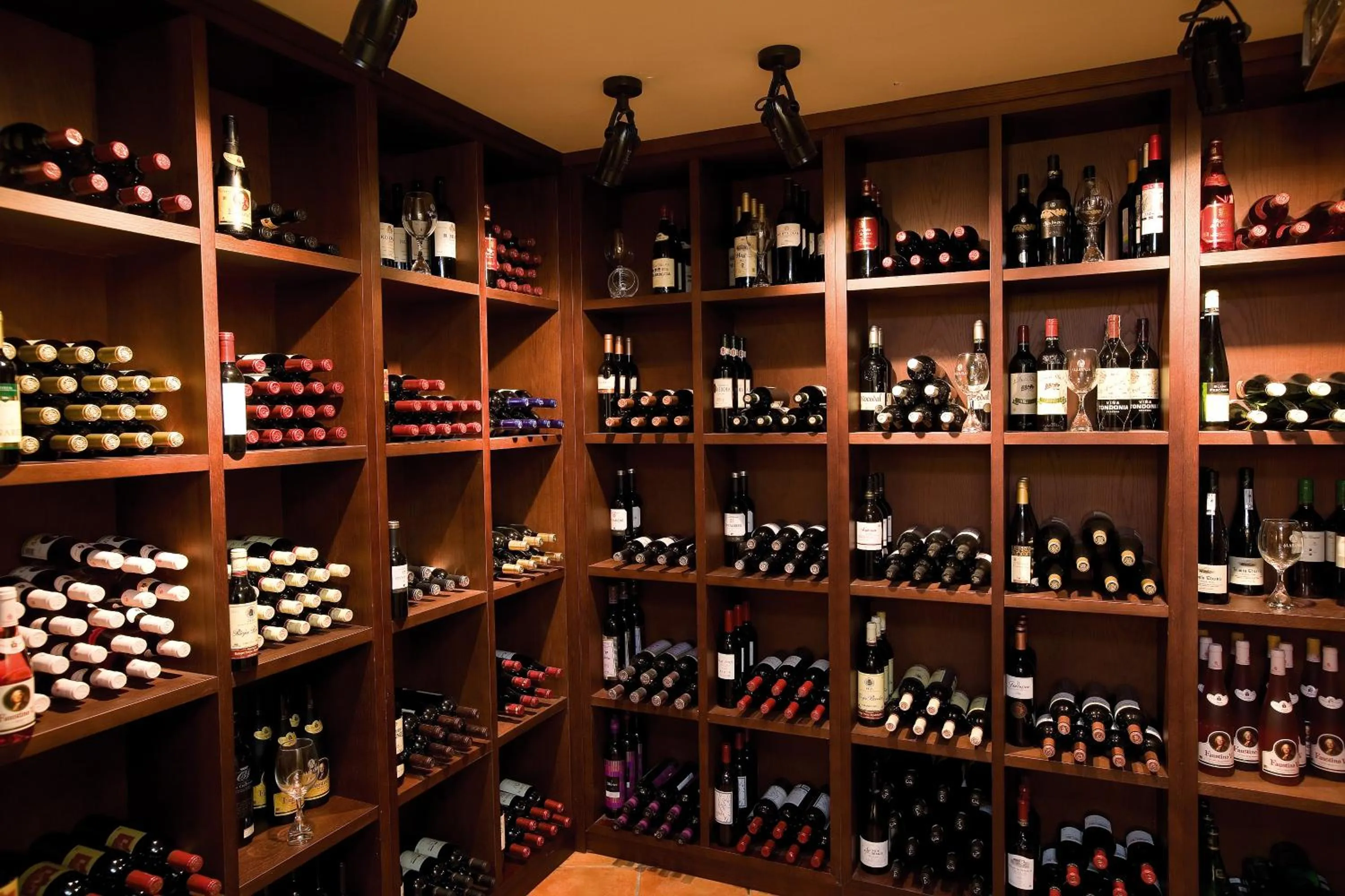 Food and drinks in F&G Logroño