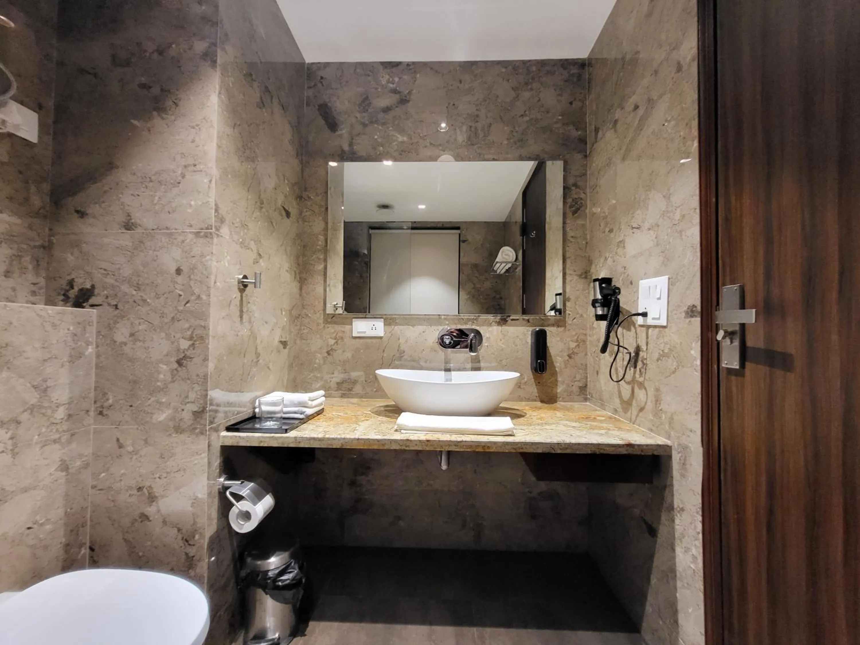 Bathroom in Belvedere Suites