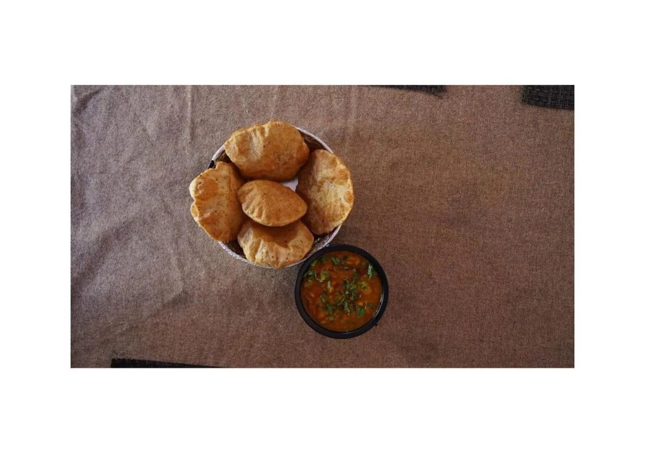 Restaurant/places to eat in HR DUKES DEN RESORT