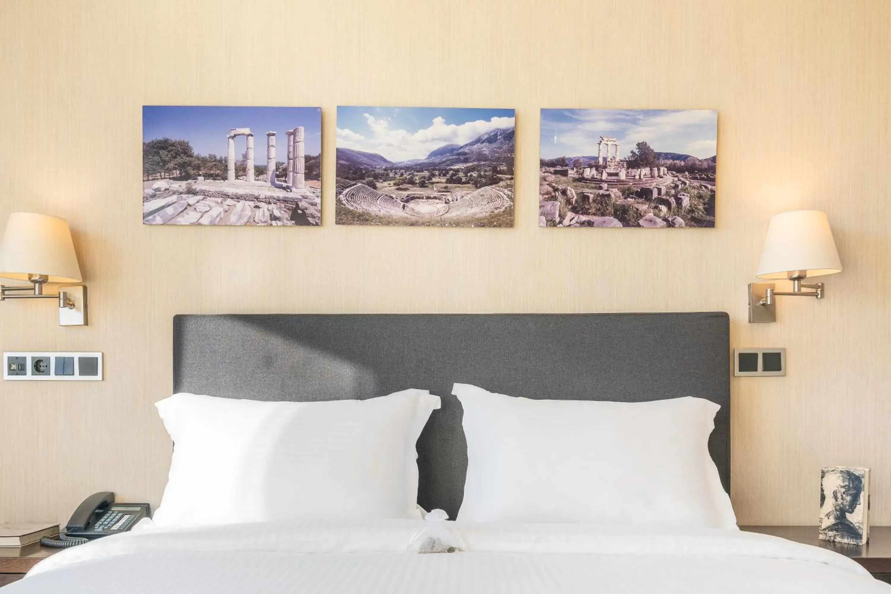 Property building, Bed in The Athens Gate Hotel Property building, Bed in The Athens Gate Hotel