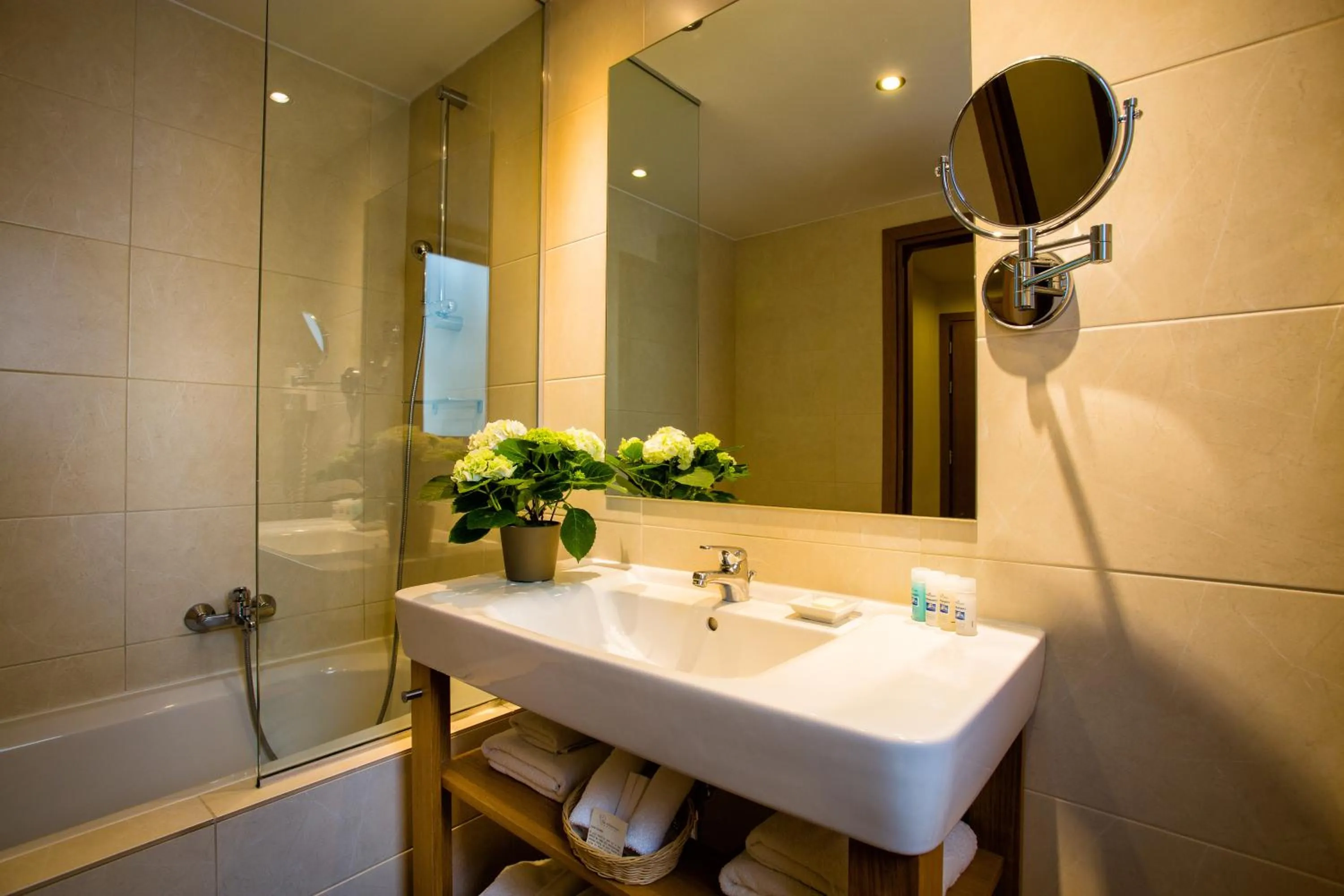 Bathroom in The Athens Gate Hotel