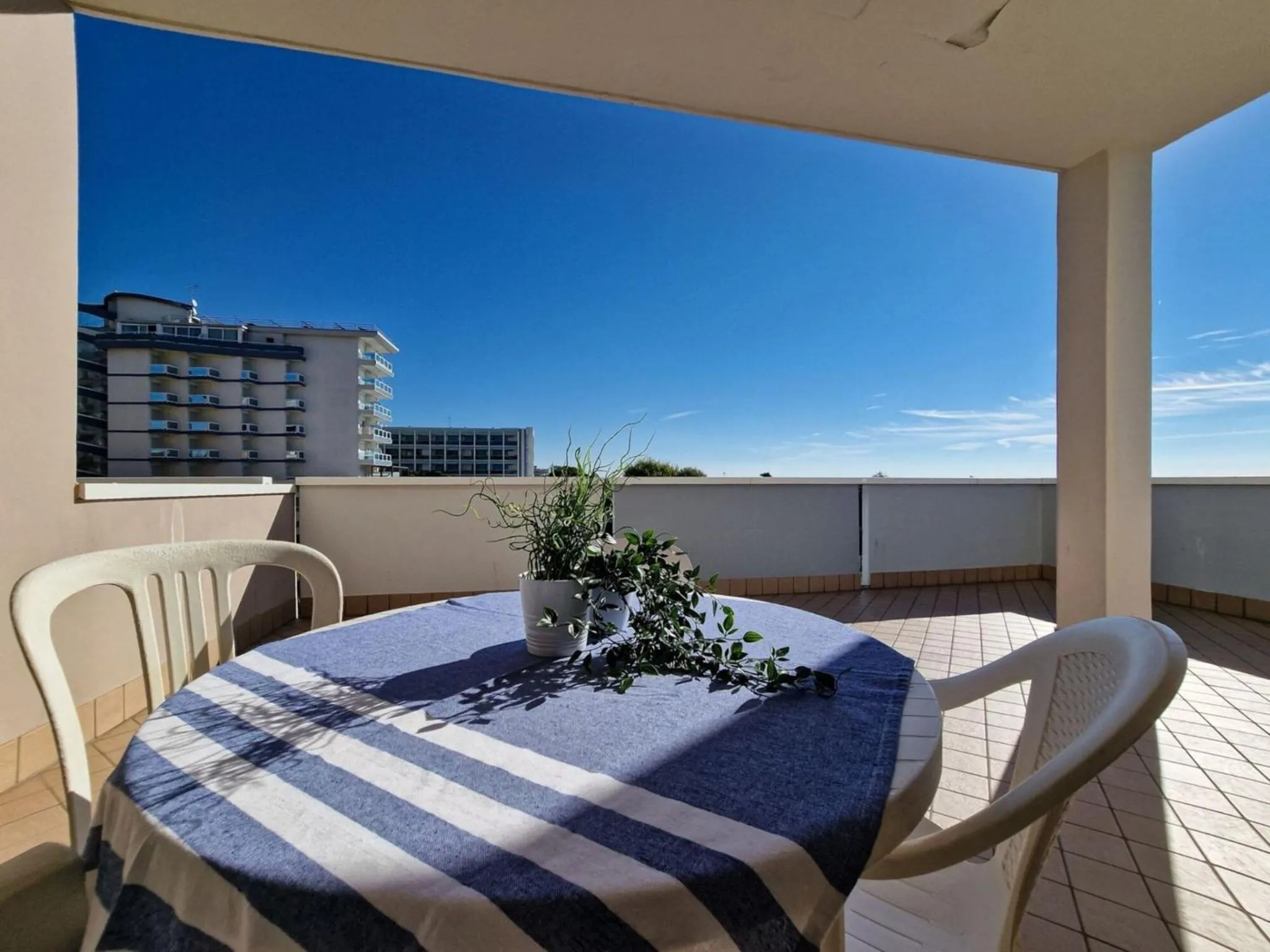 Seafront view studio in Bibione-Beahost
