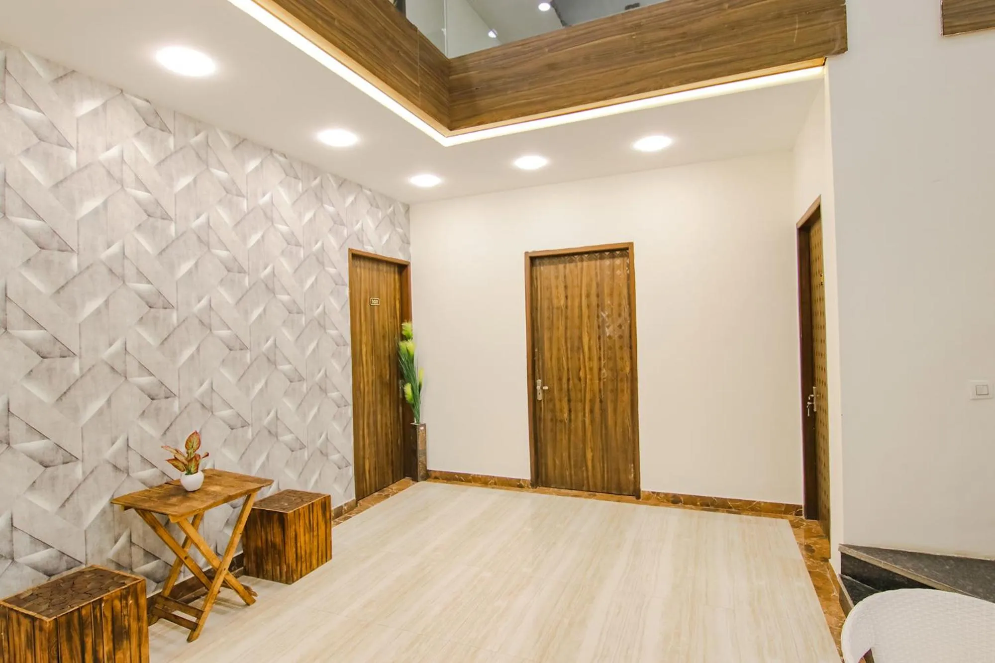 Lobby or reception in FabHotel Sky Lark Farm