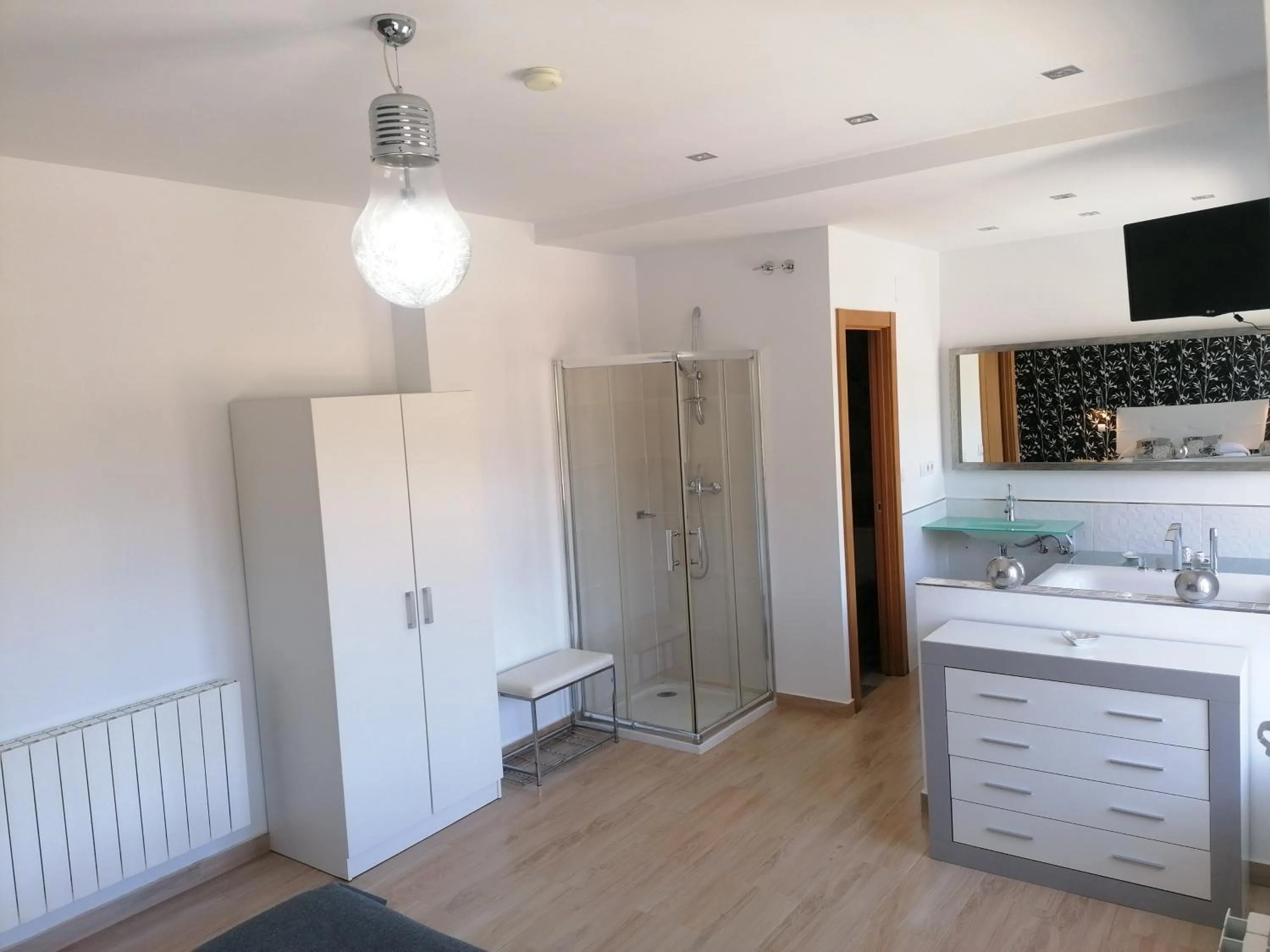 Shower in Alojamiento rural El Refugio