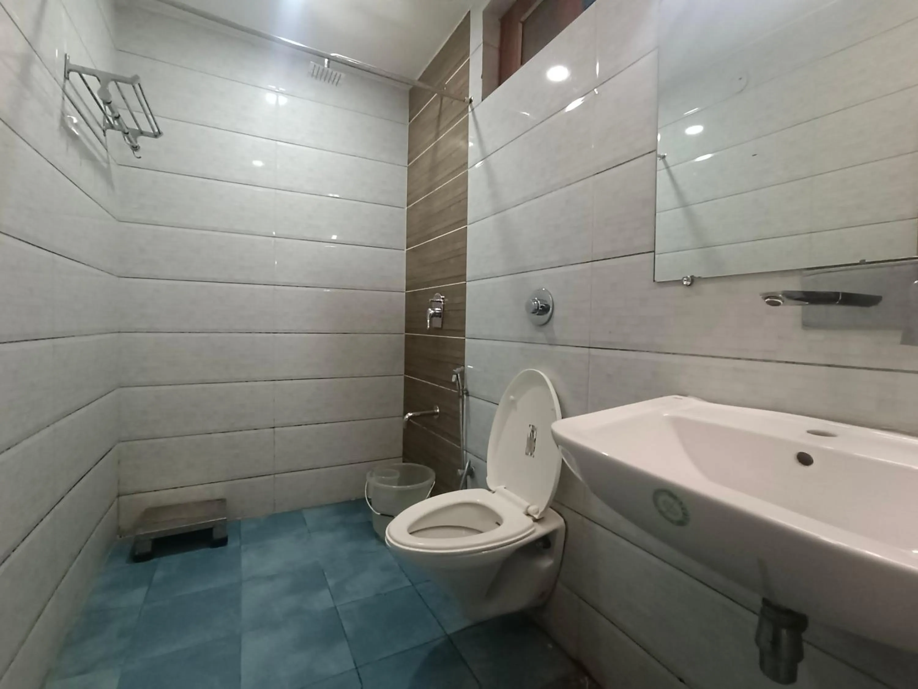 Bathroom in Hotel Ganga Azure@ Har Ki Pauri Road