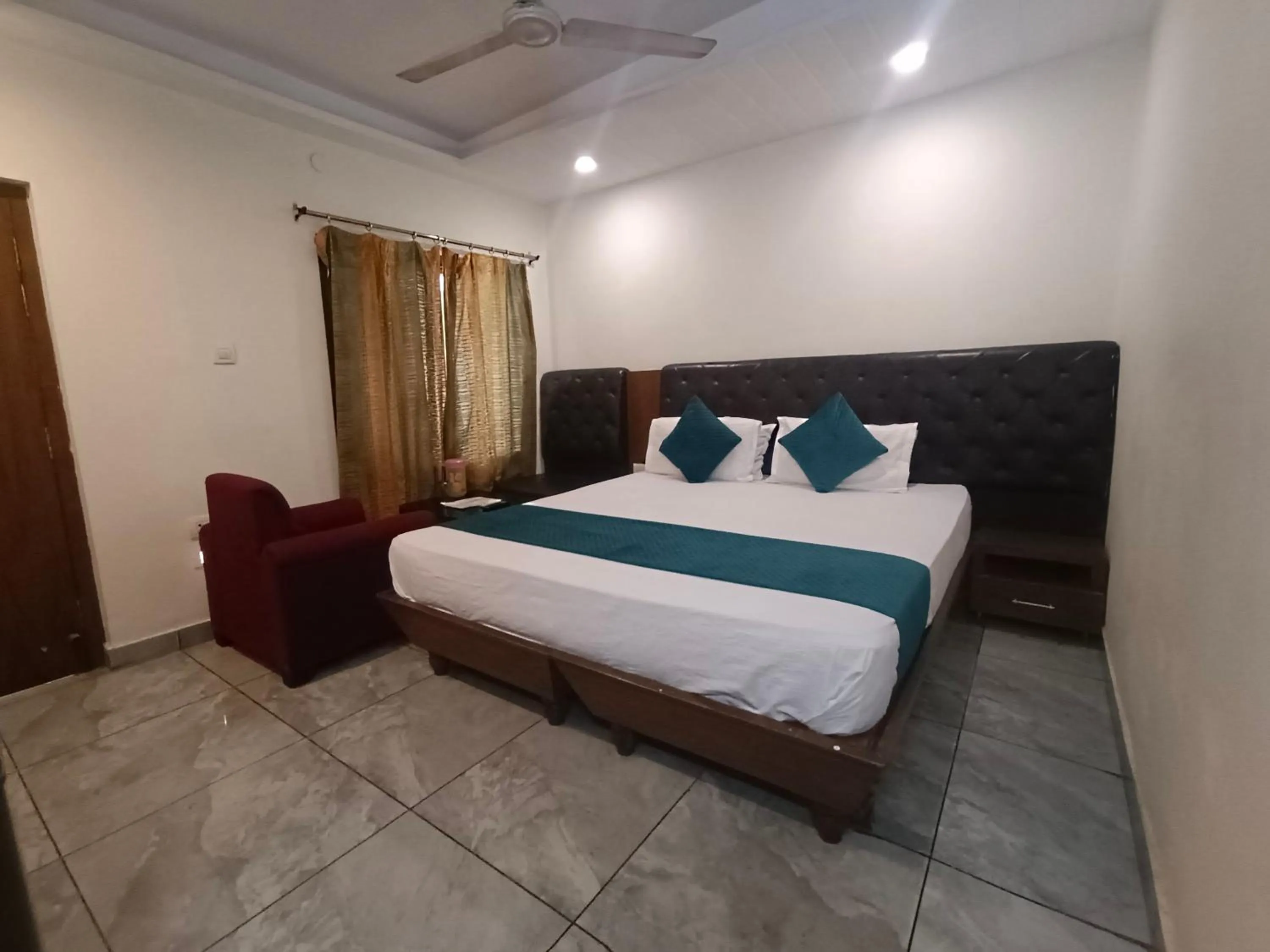 Photo of the whole room, Bed in Hotel Ganga Azure@ Har Ki Pauri Road