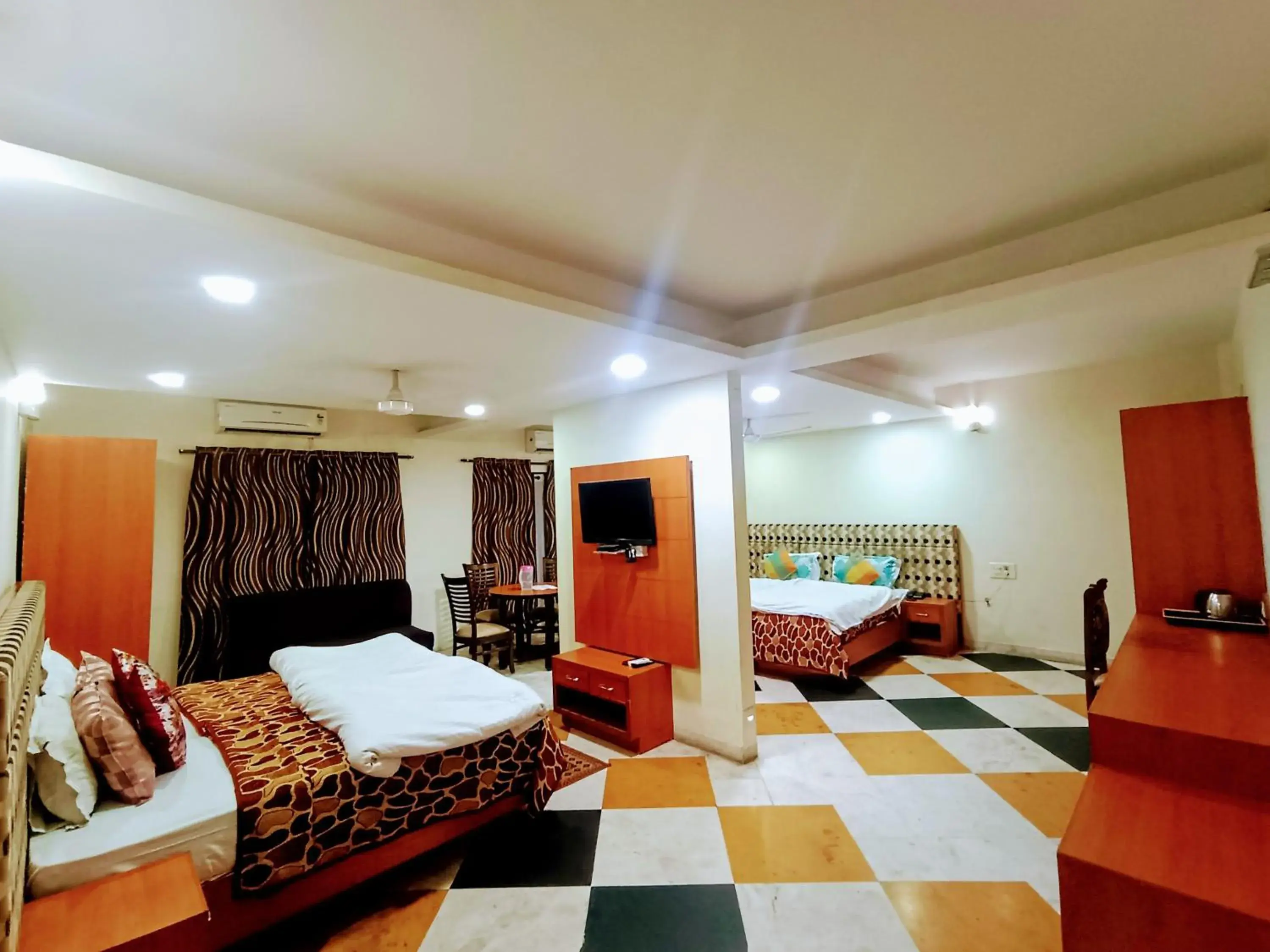 Family Room in Hotel Ganga Azure@ Har Ki Pauri Road Family Room in Hotel Ganga Azure@ Har Ki Pauri Road