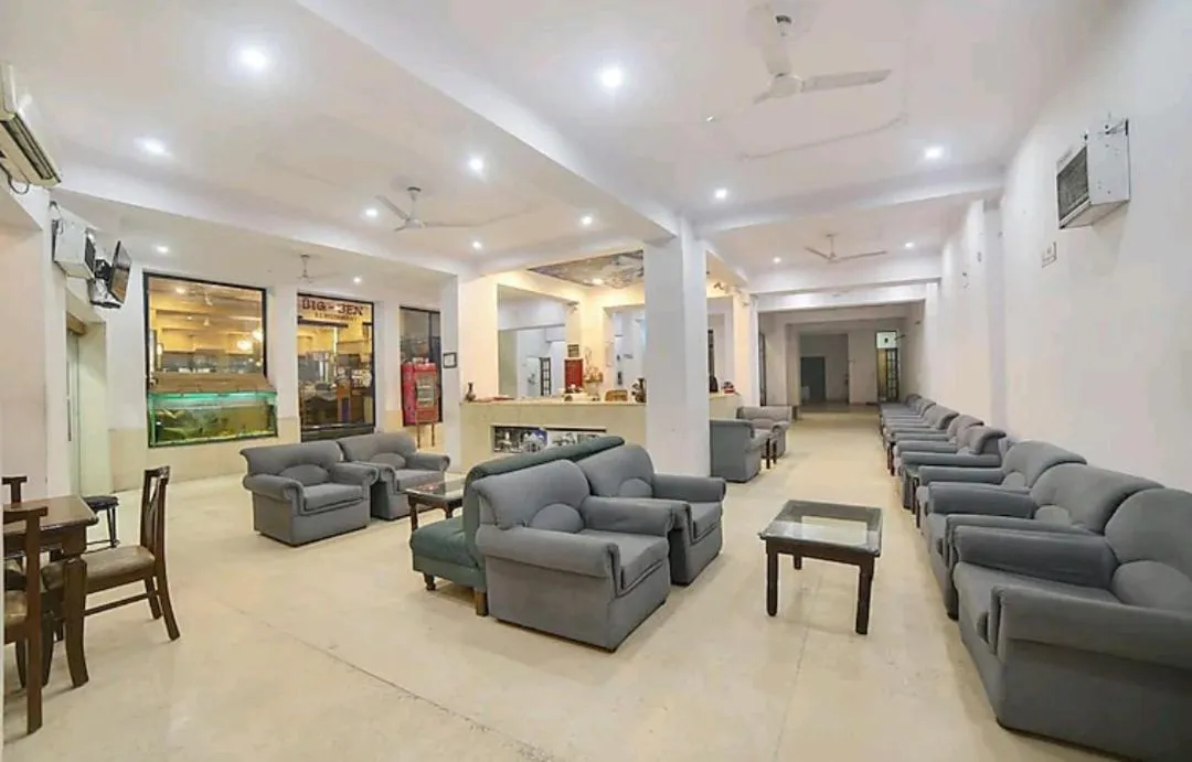 Seating area in Hotel Ganga Azure@ Har Ki Pauri Road