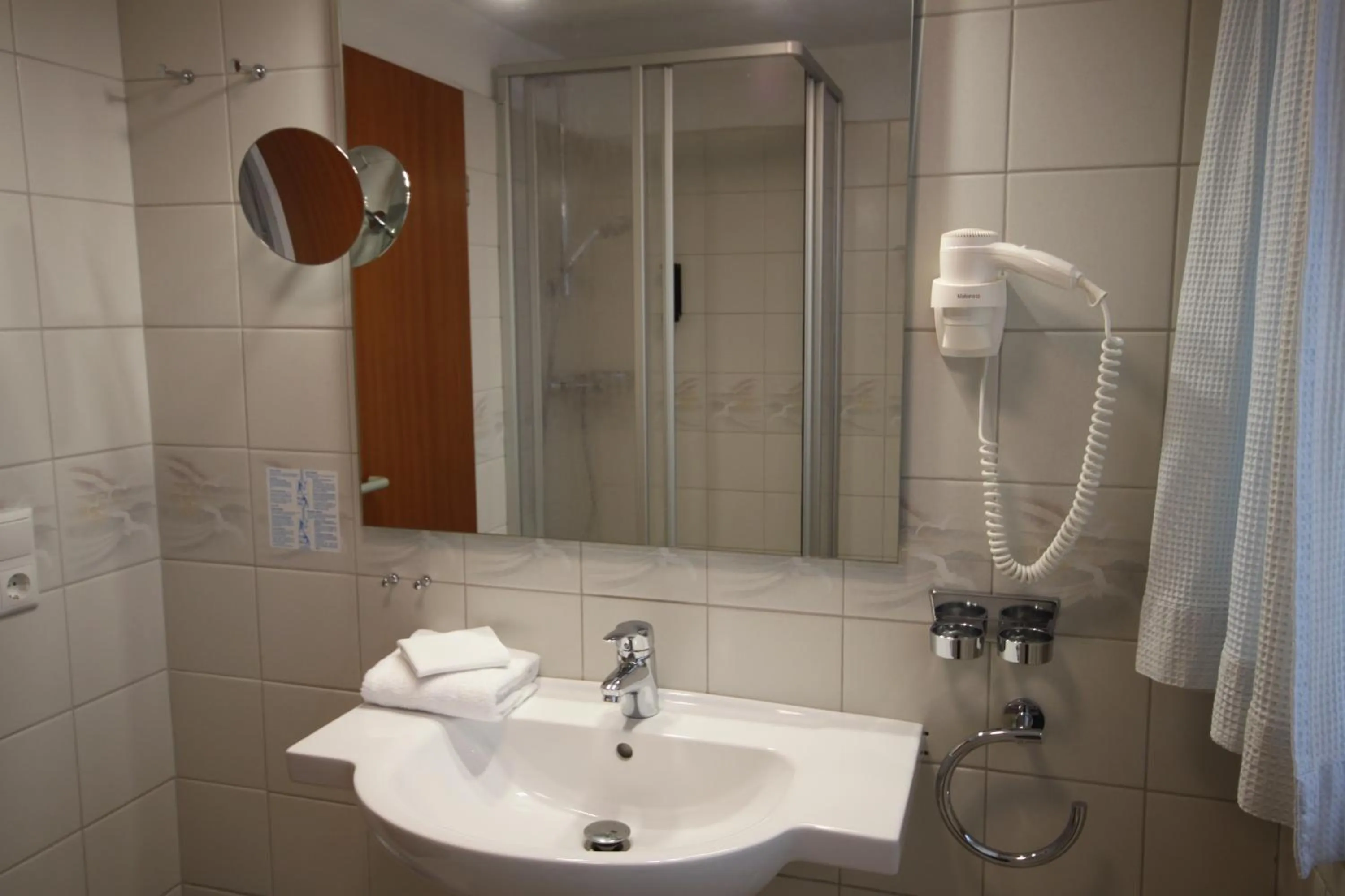 Bathroom in Lieblingsplatz Hotel Seedeich