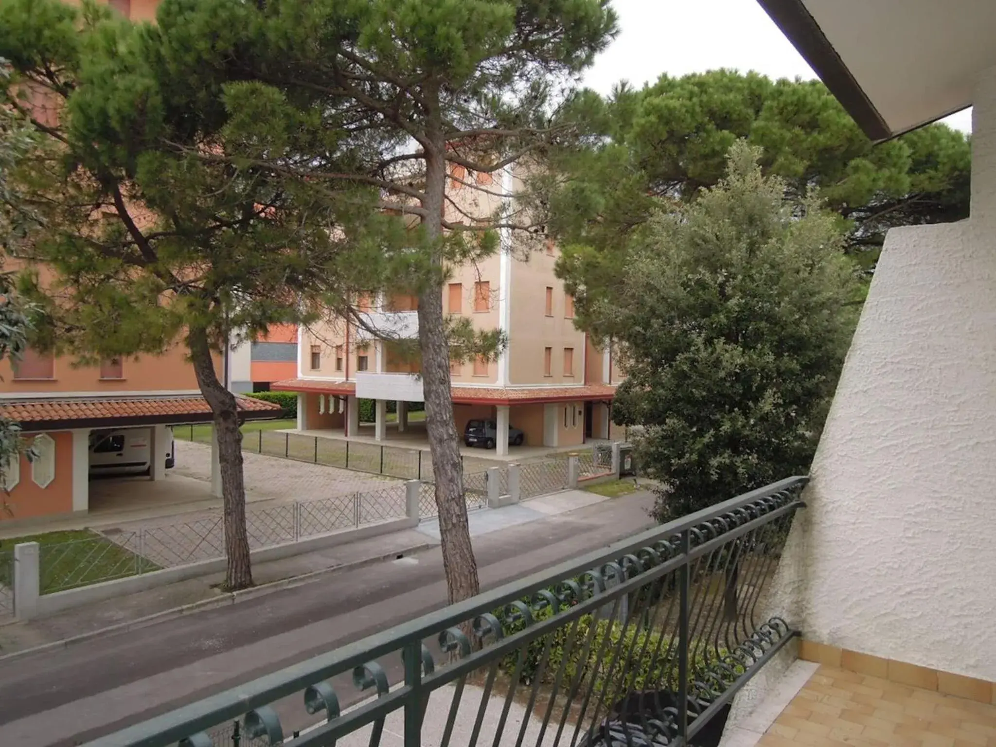 Cozy flat with private garden next to the sea Cozy flat with private garden next to the sea