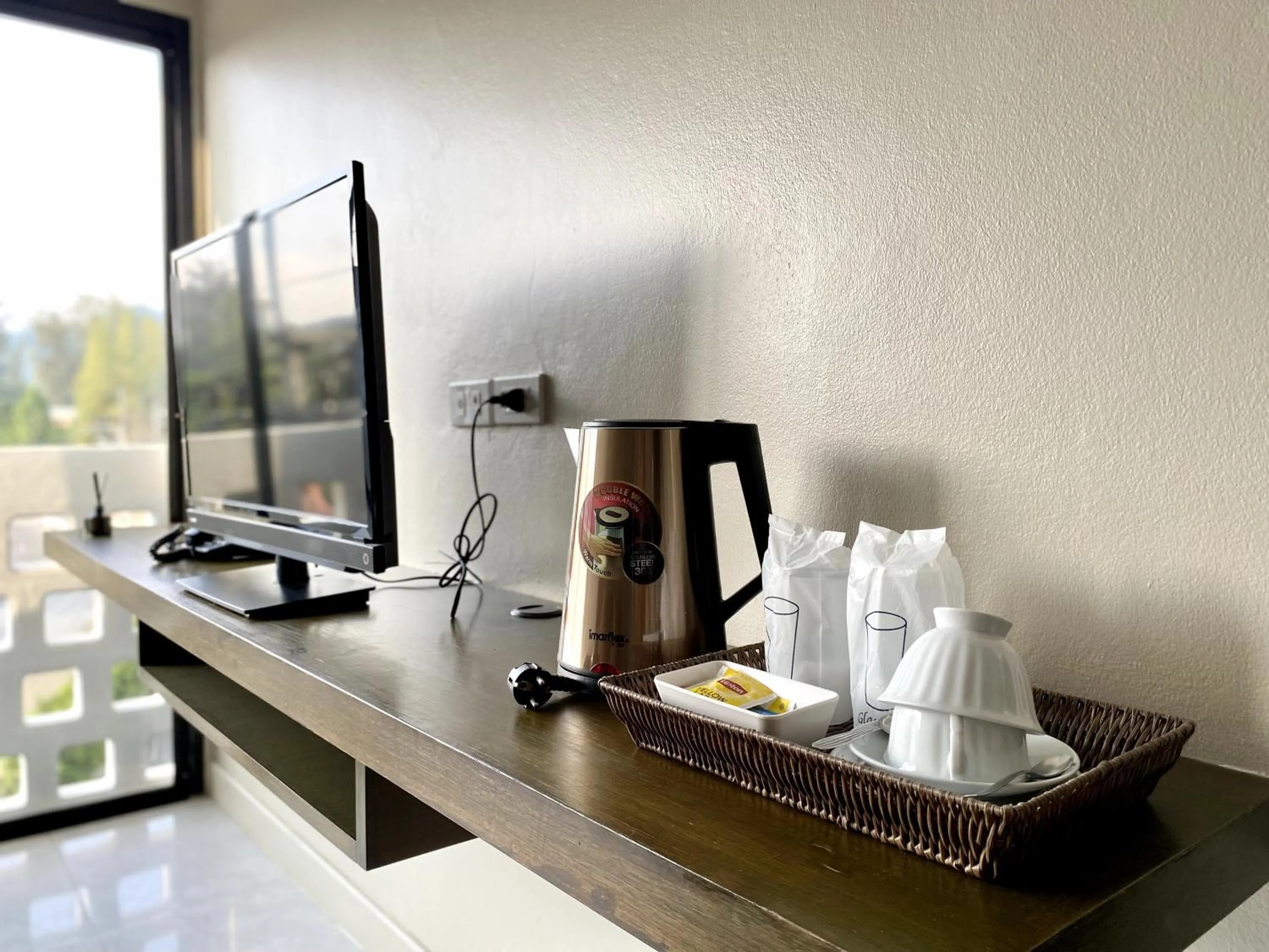 Coffee/tea facilities in Mamatel boutique