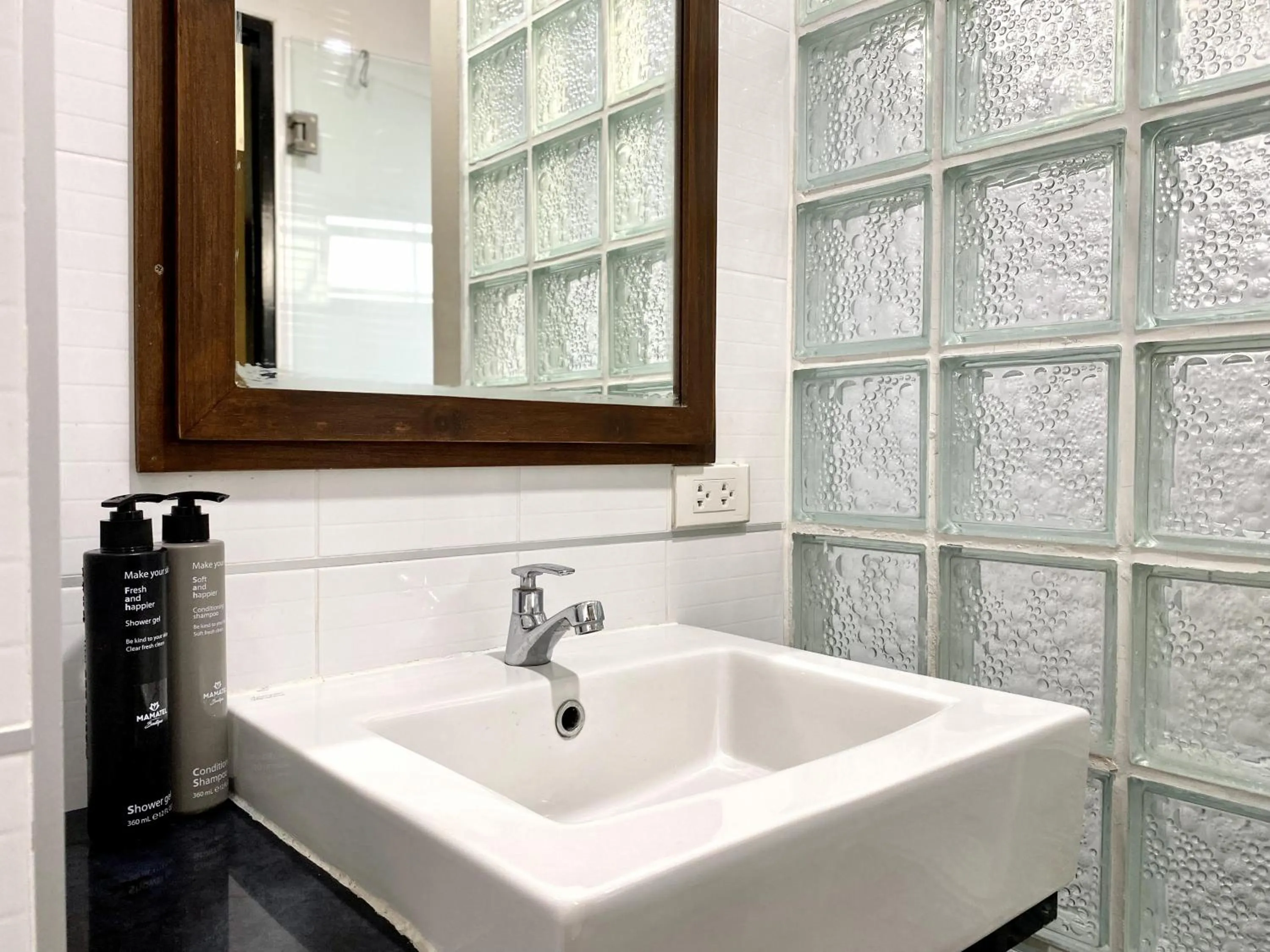 Bathroom in Mamatel boutique