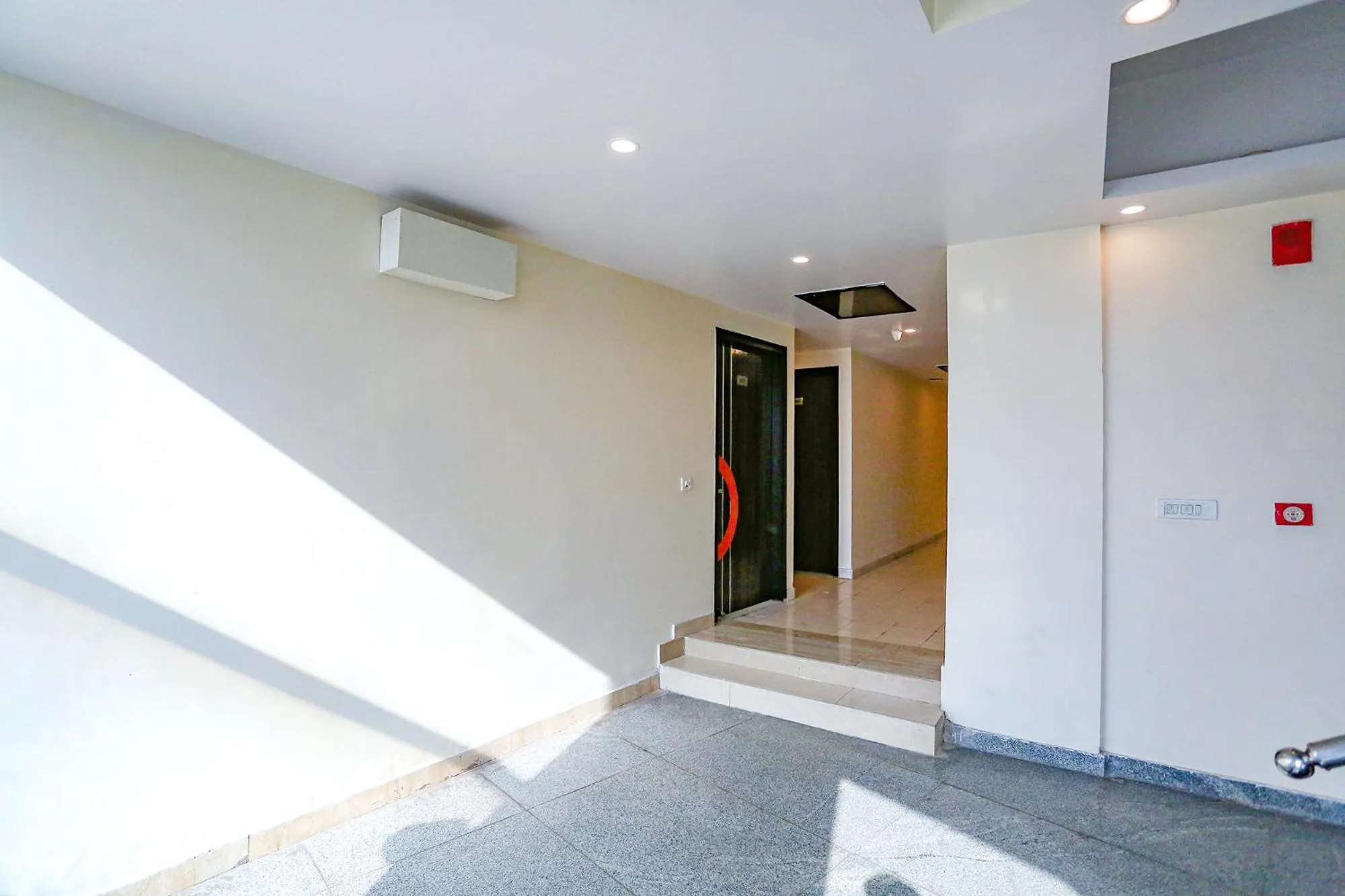 elevator in Via Kapashera Residency