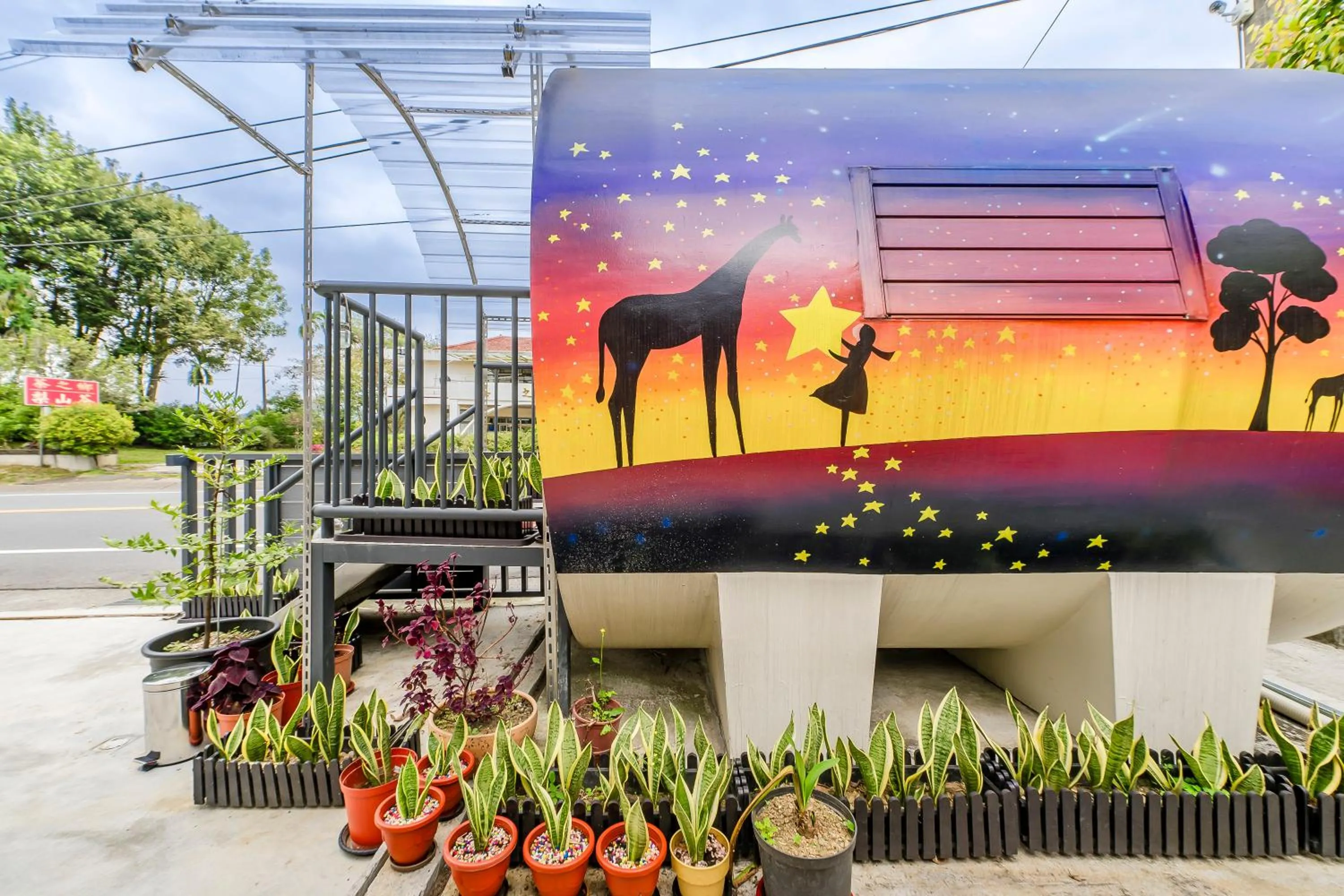 Property building in Shen-Lu-Ju B&B