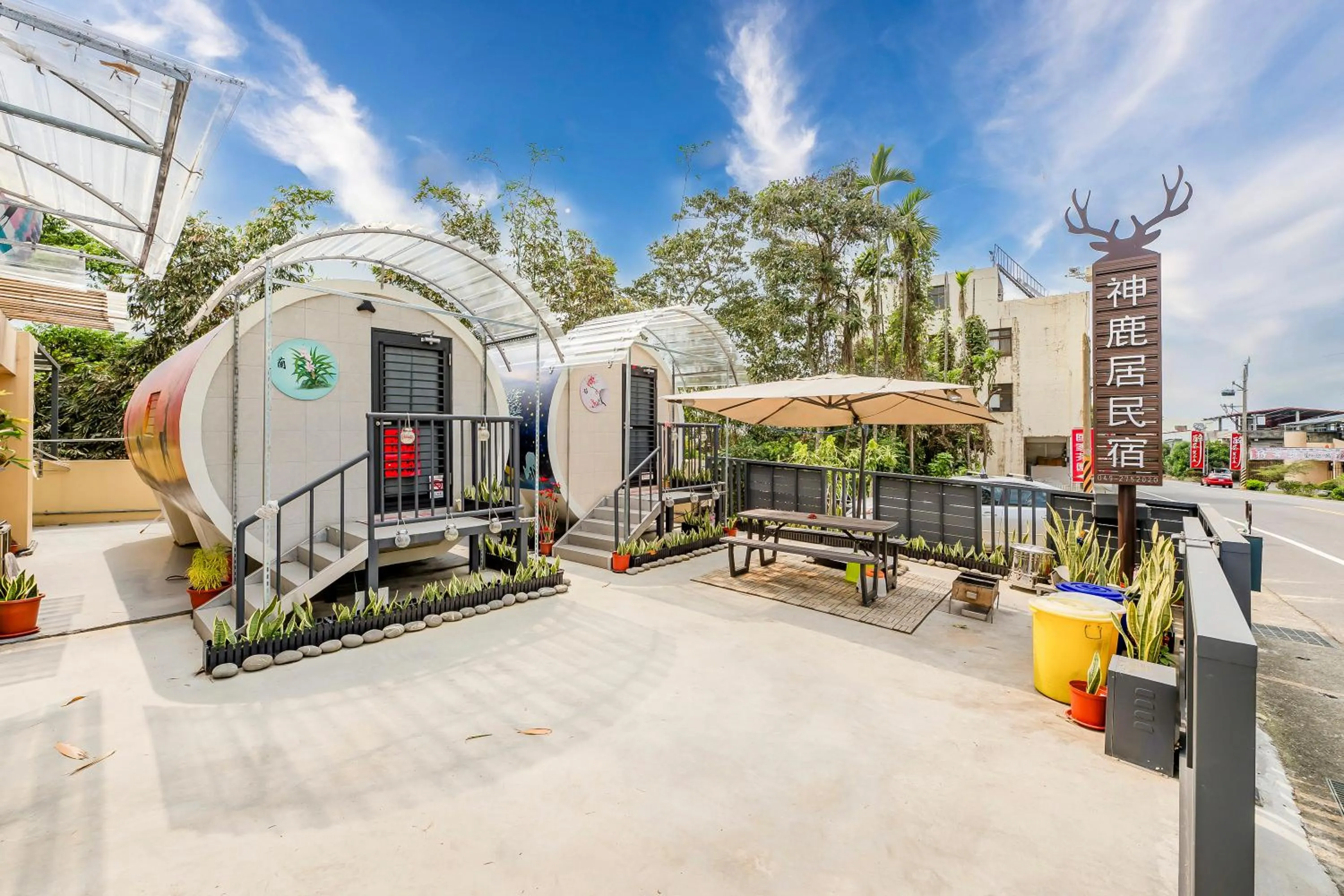 Property building in Shen-Lu-Ju B&B