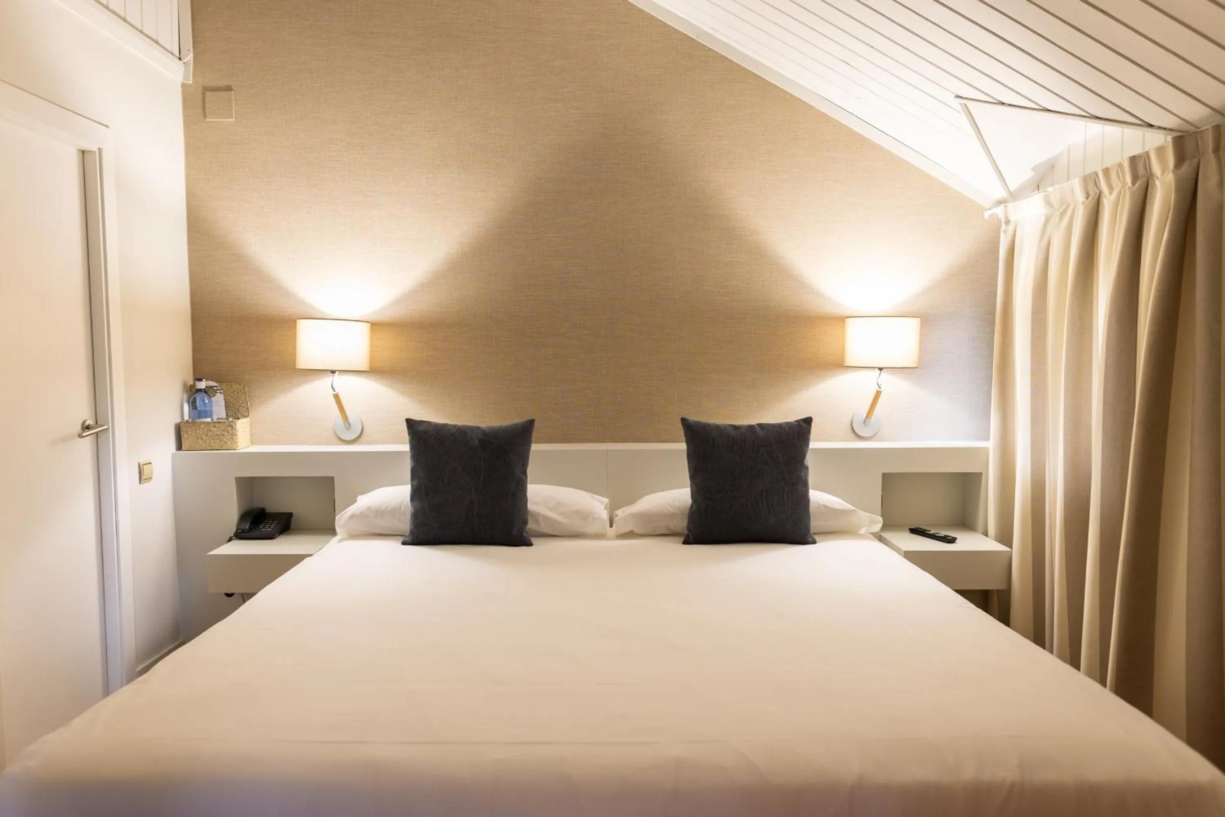 Bed in Hotel Xalet del Golf