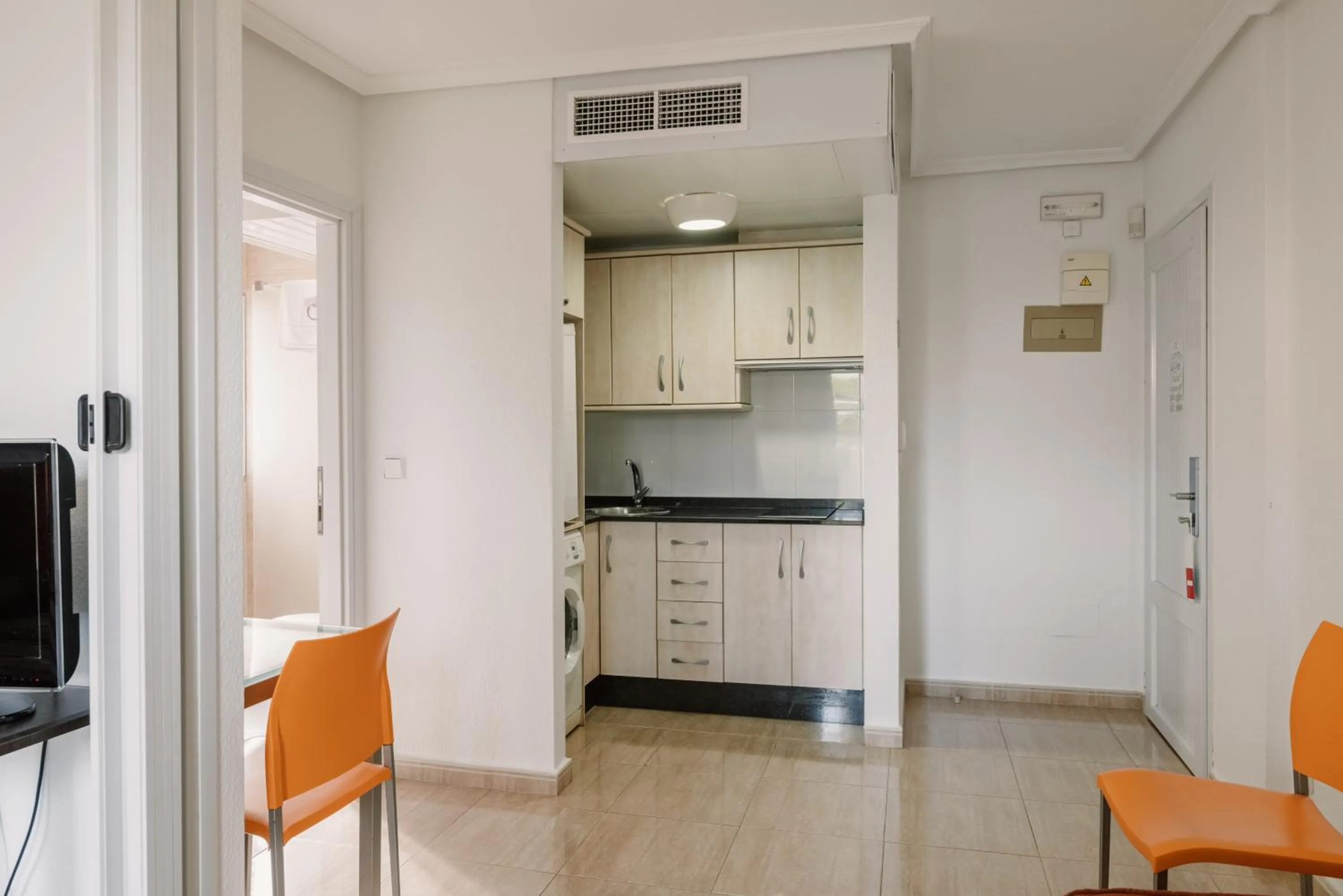 Kitchen or kitchenette in Aparthotel Villas La Manga