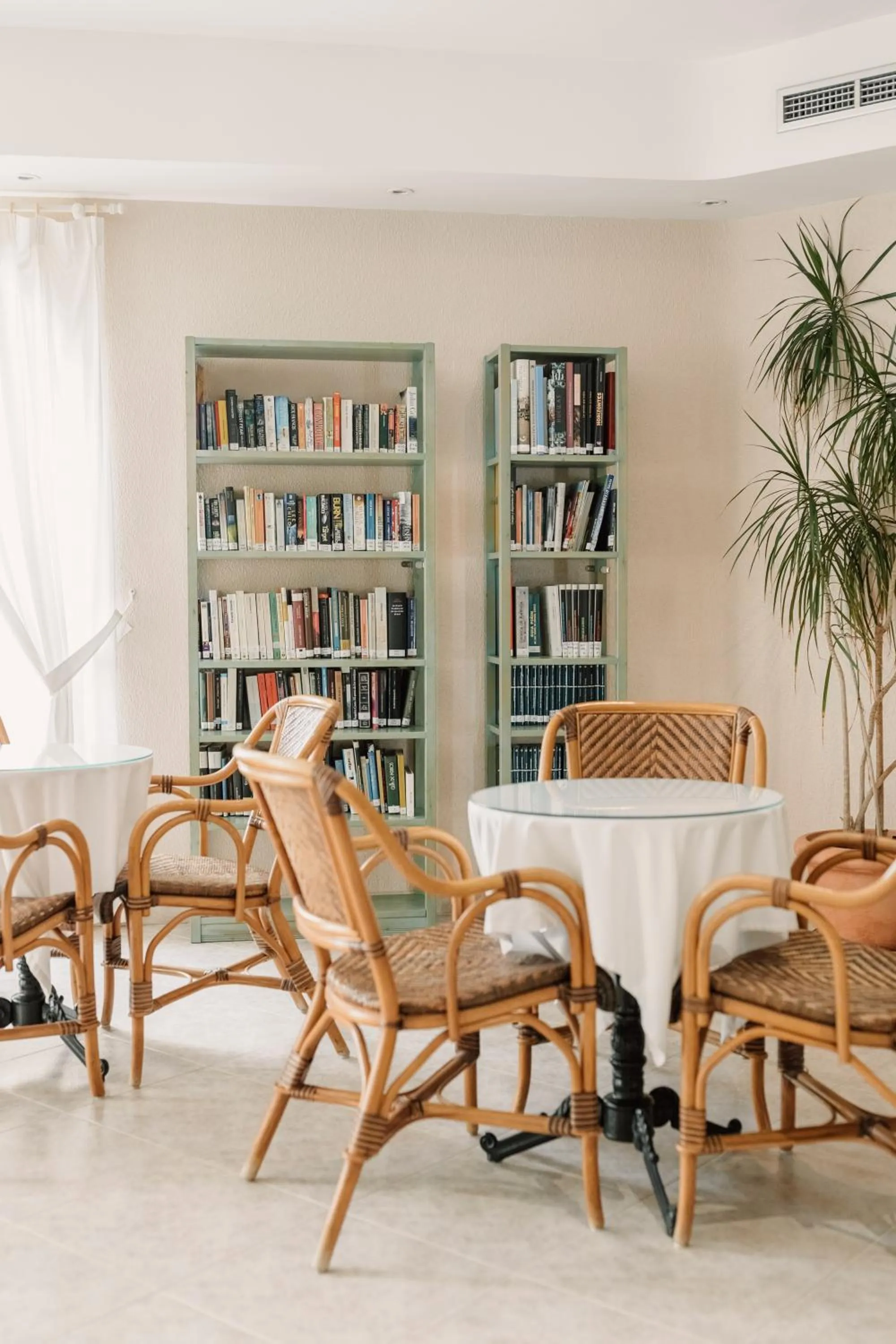 Property building in Aparthotel Villas La Manga