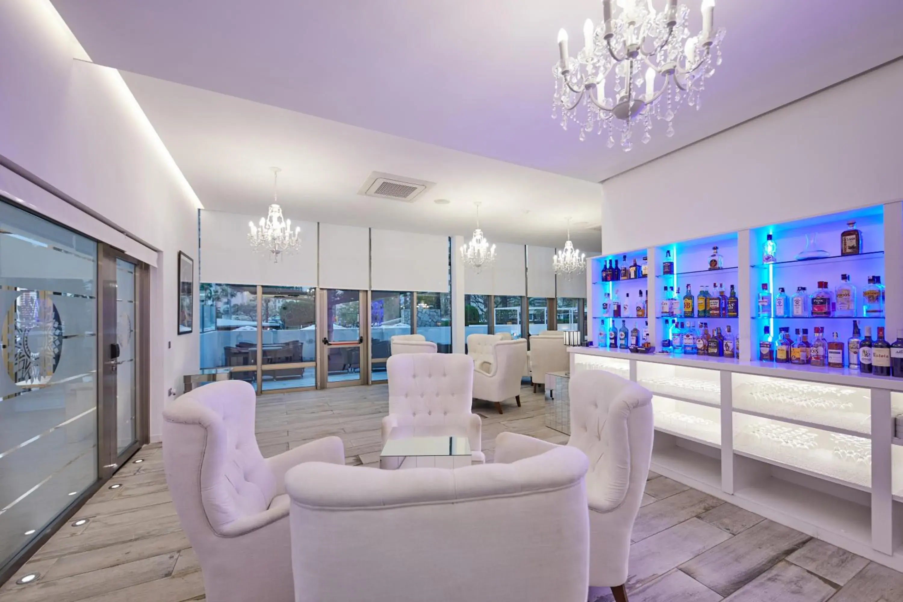 Lounge or bar in Sandos Benidorm Suites Lounge or bar in Sandos Benidorm Suites