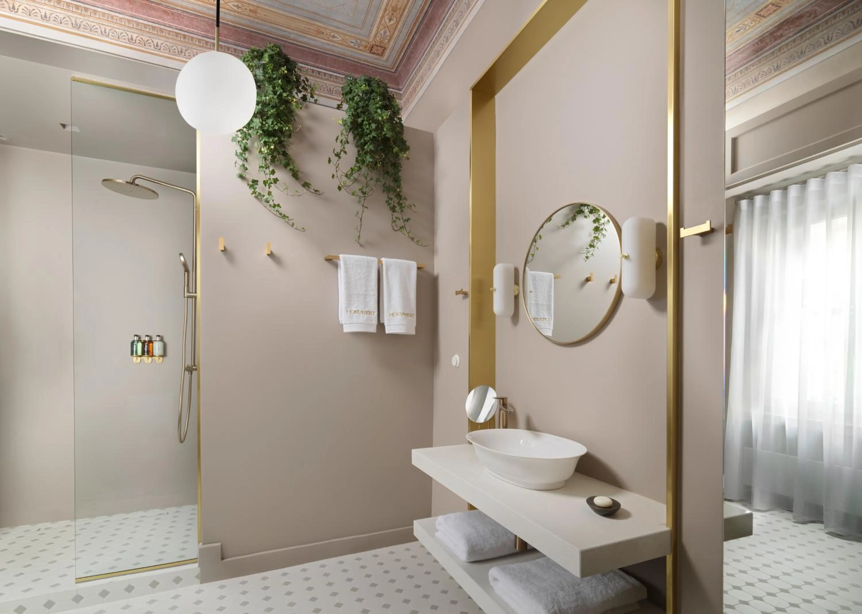 Bathroom in Monument Hotel