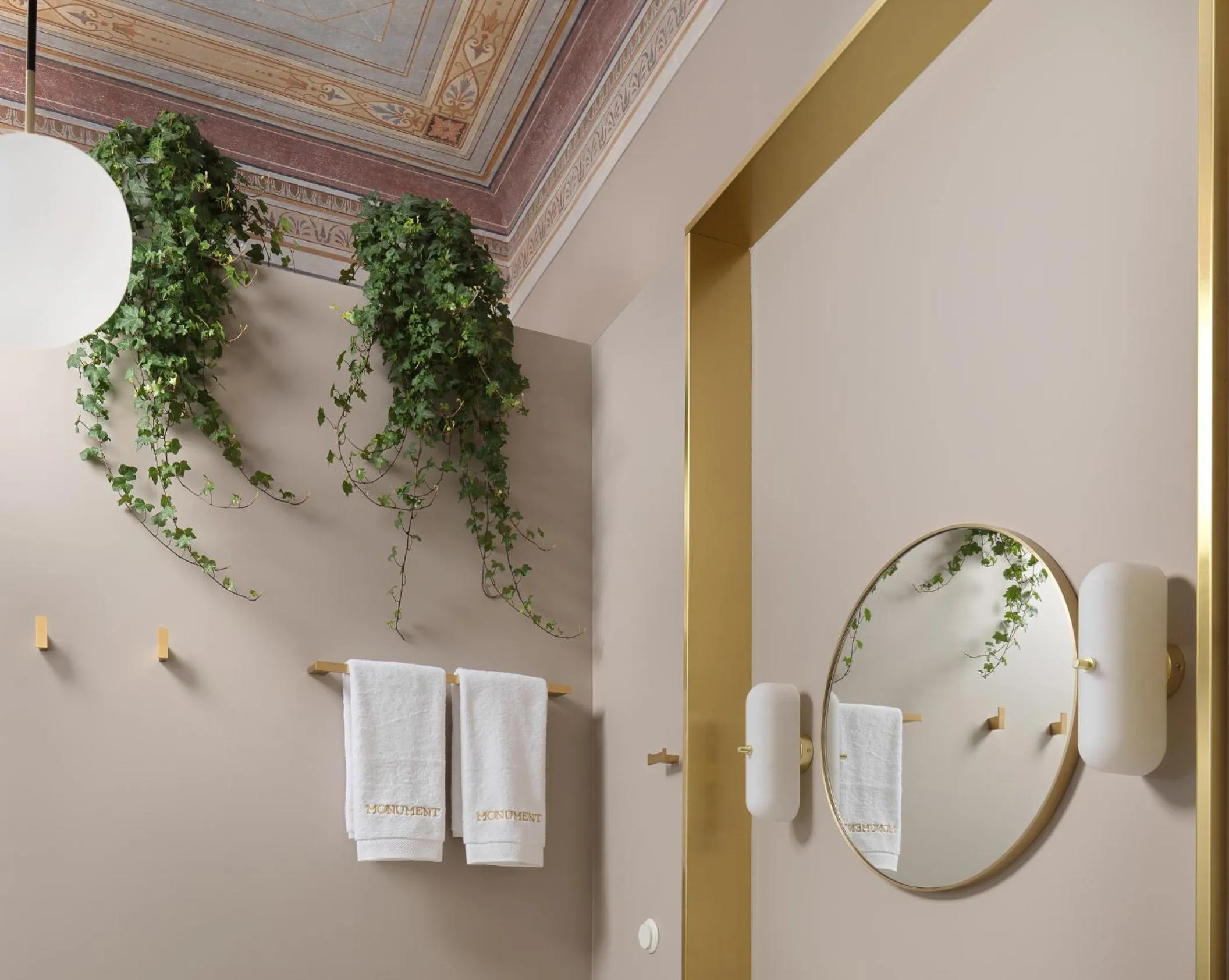 Bathroom in Monument Hotel