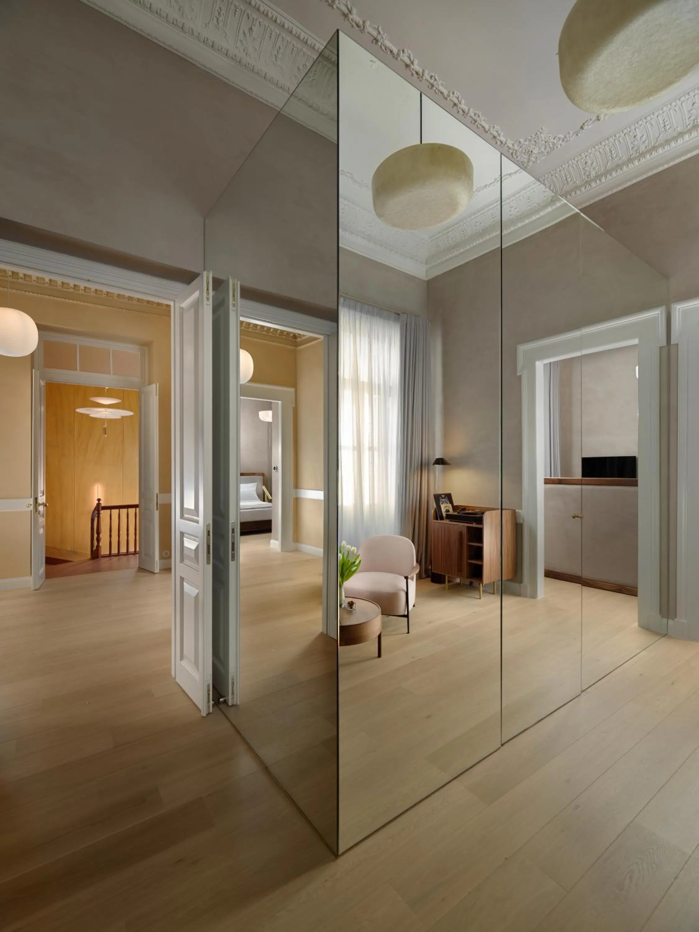 Decorative detail, Bed in Monument Hotel