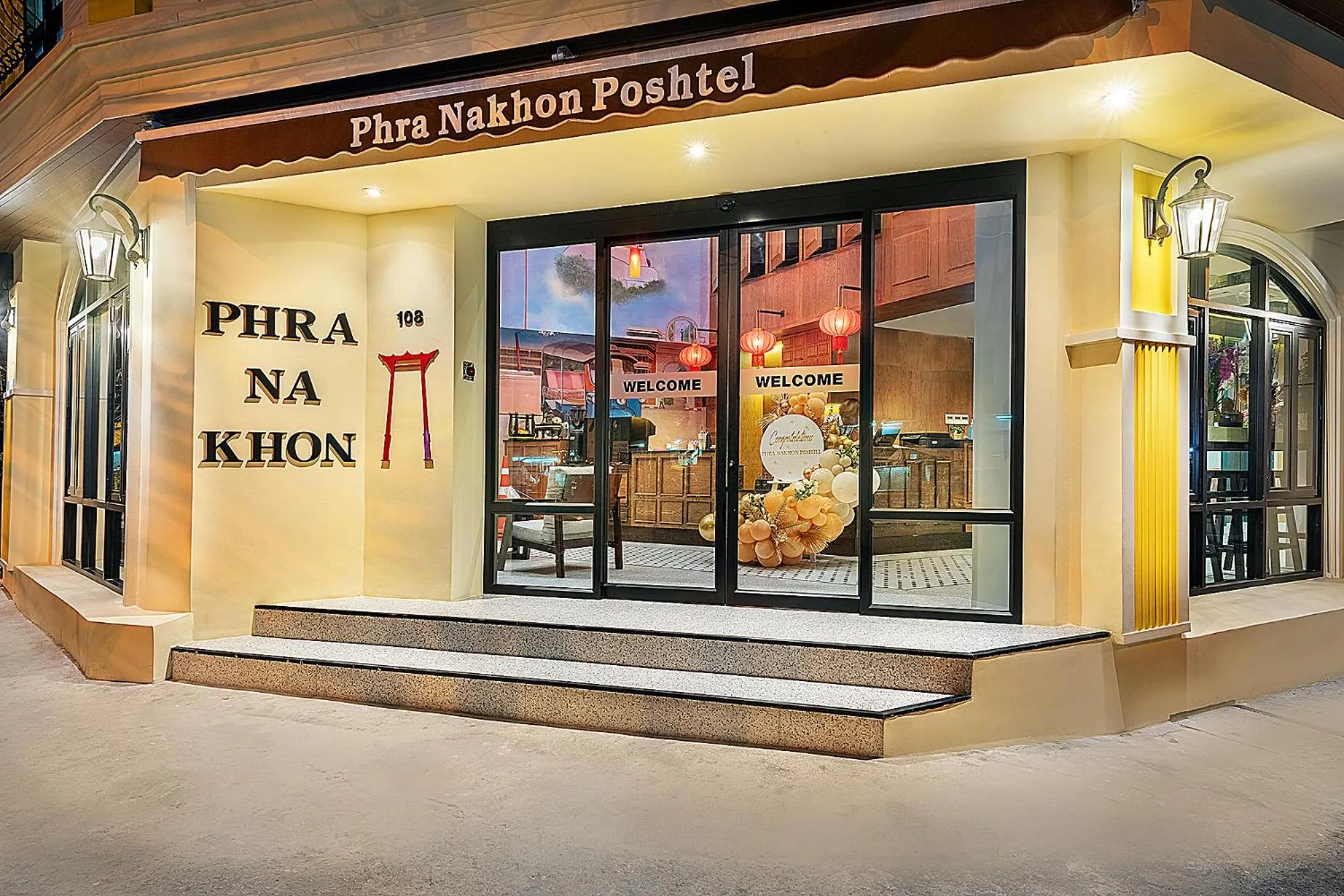 Property building in Phra Nakhon Poshtel