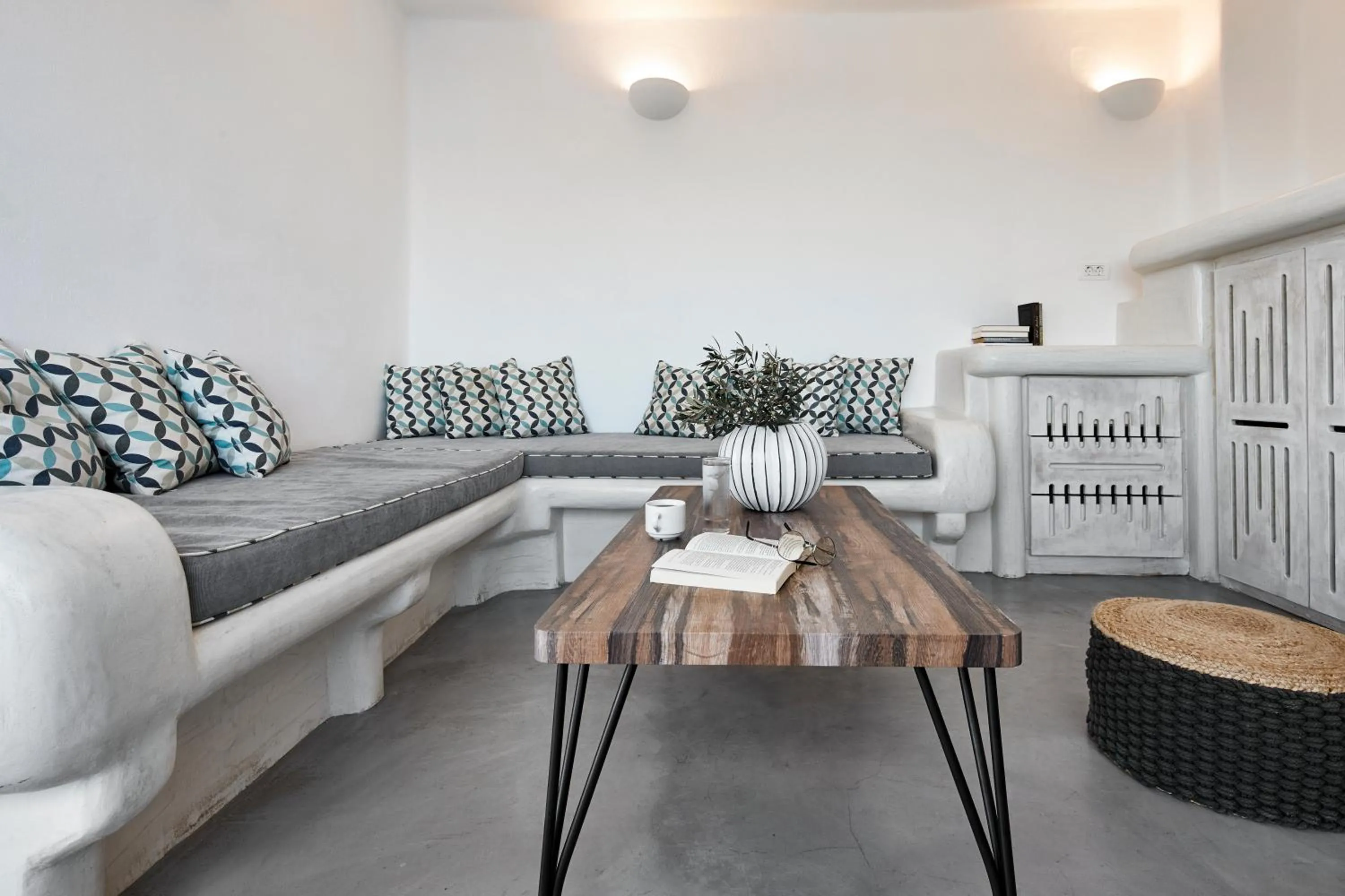 Living room in Suites of the Gods Cave Spa Hotel