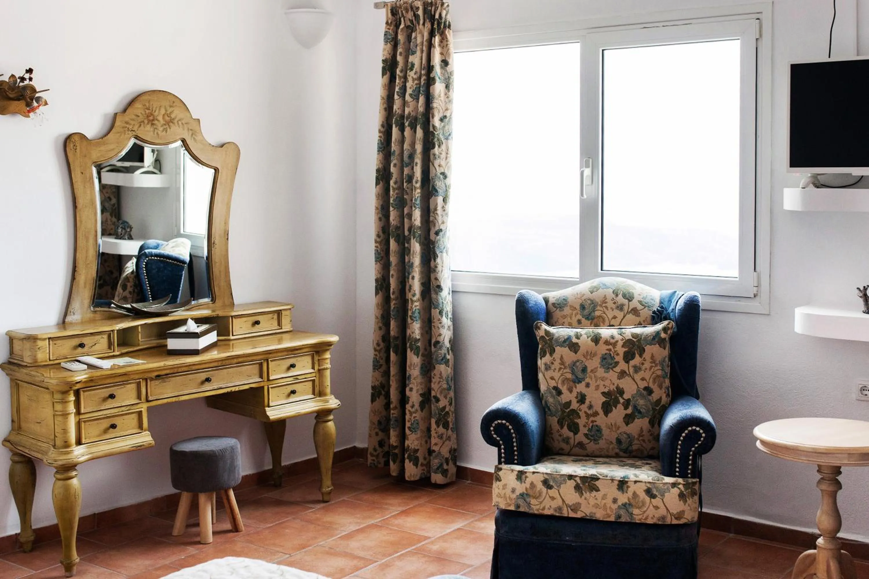 Decorative detail in Suites of the Gods Cave Spa Hotel