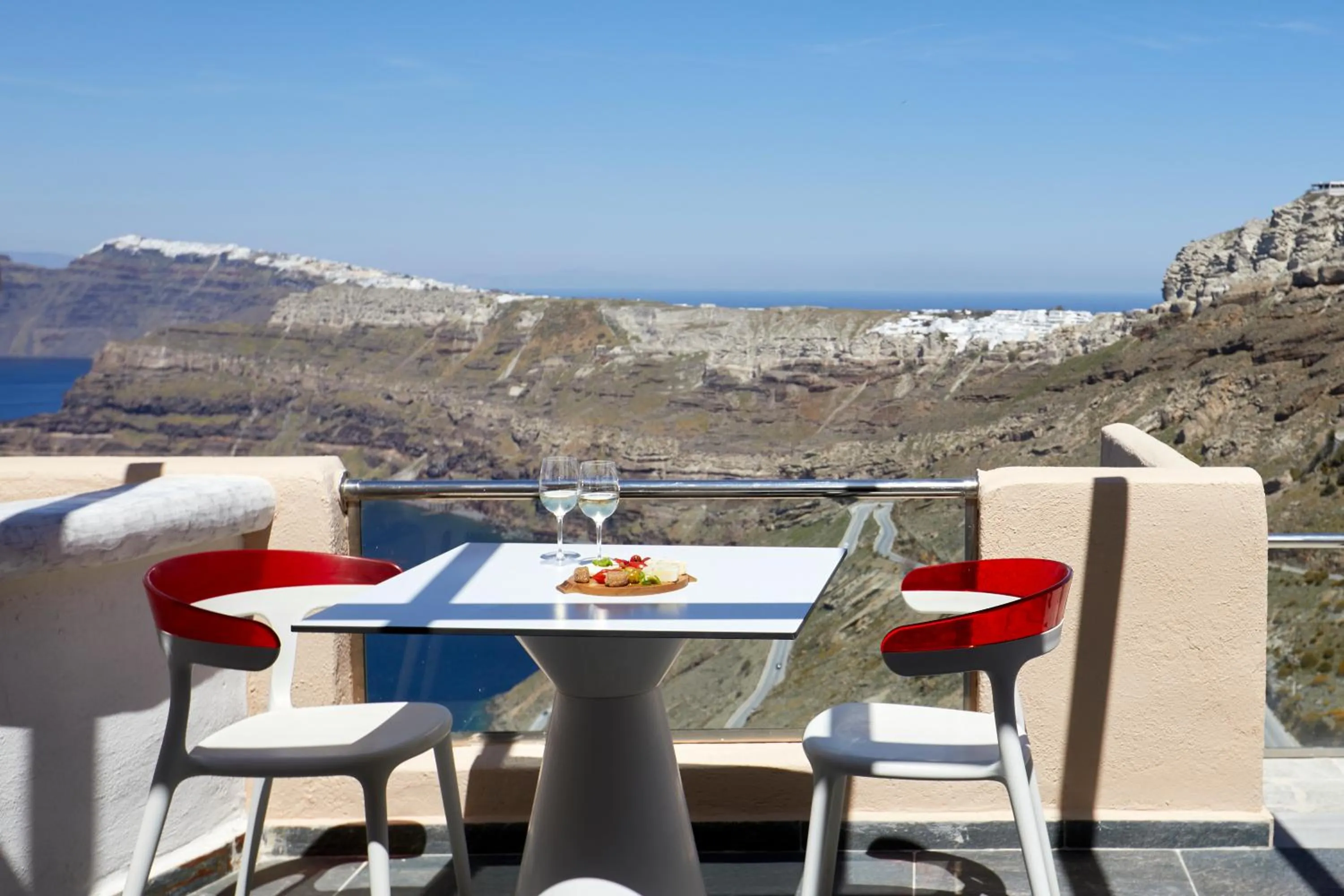 Natural landscape in Suites of the Gods Cave Spa Hotel