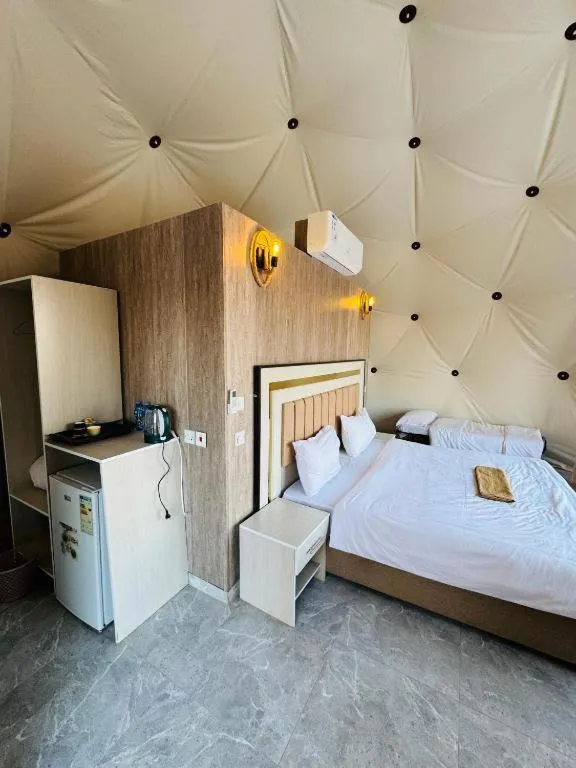 Bed in Shaheen Camp Wadi rum