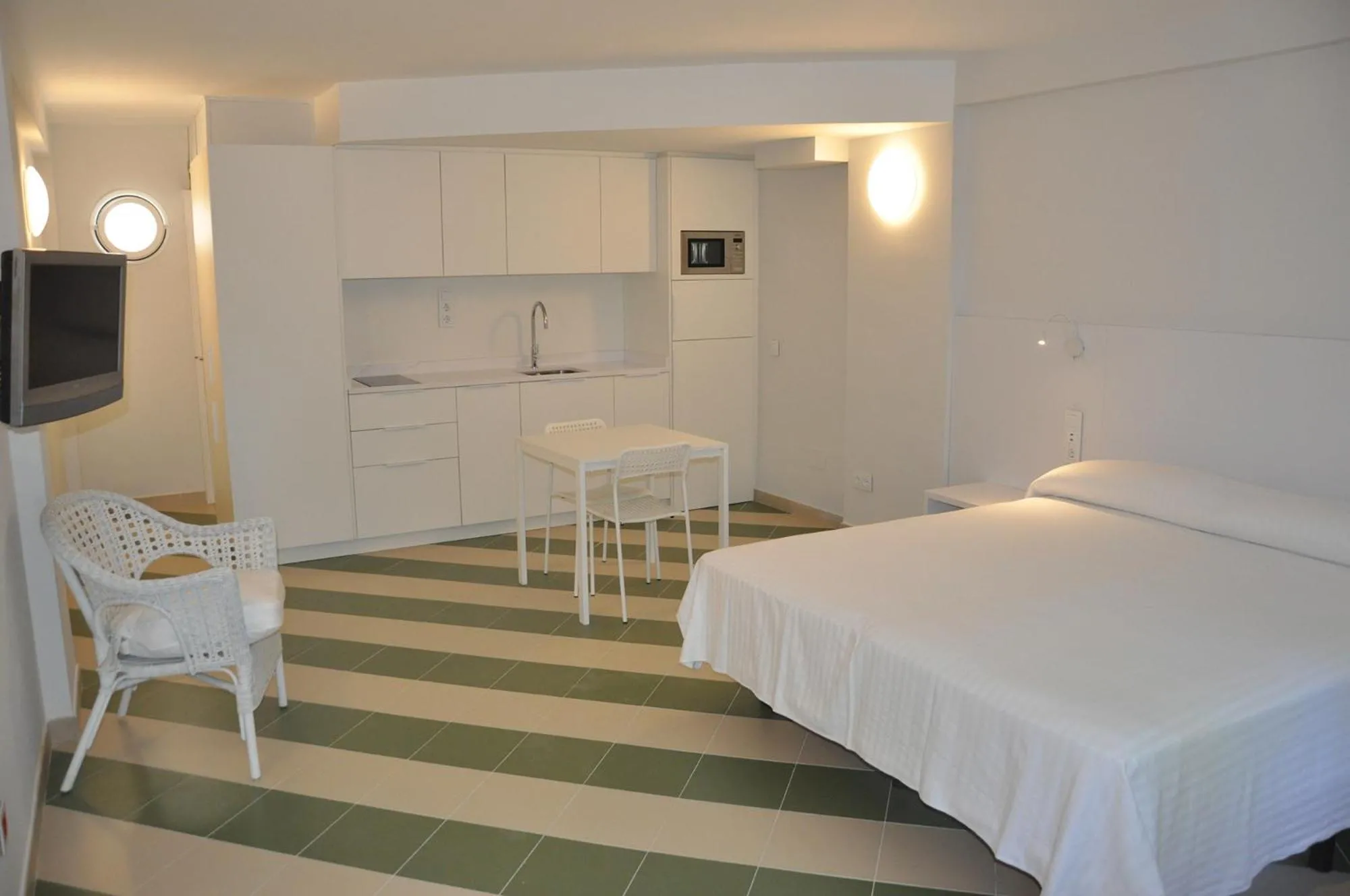 Living room, Bed in Apartamentos Sunway Amapola