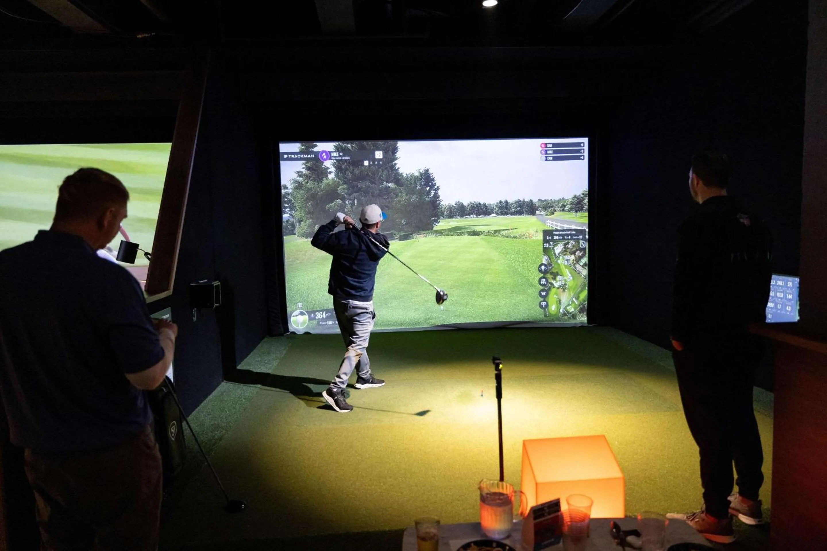 Golfcourse in Cambria Hotel Detroit Downtown