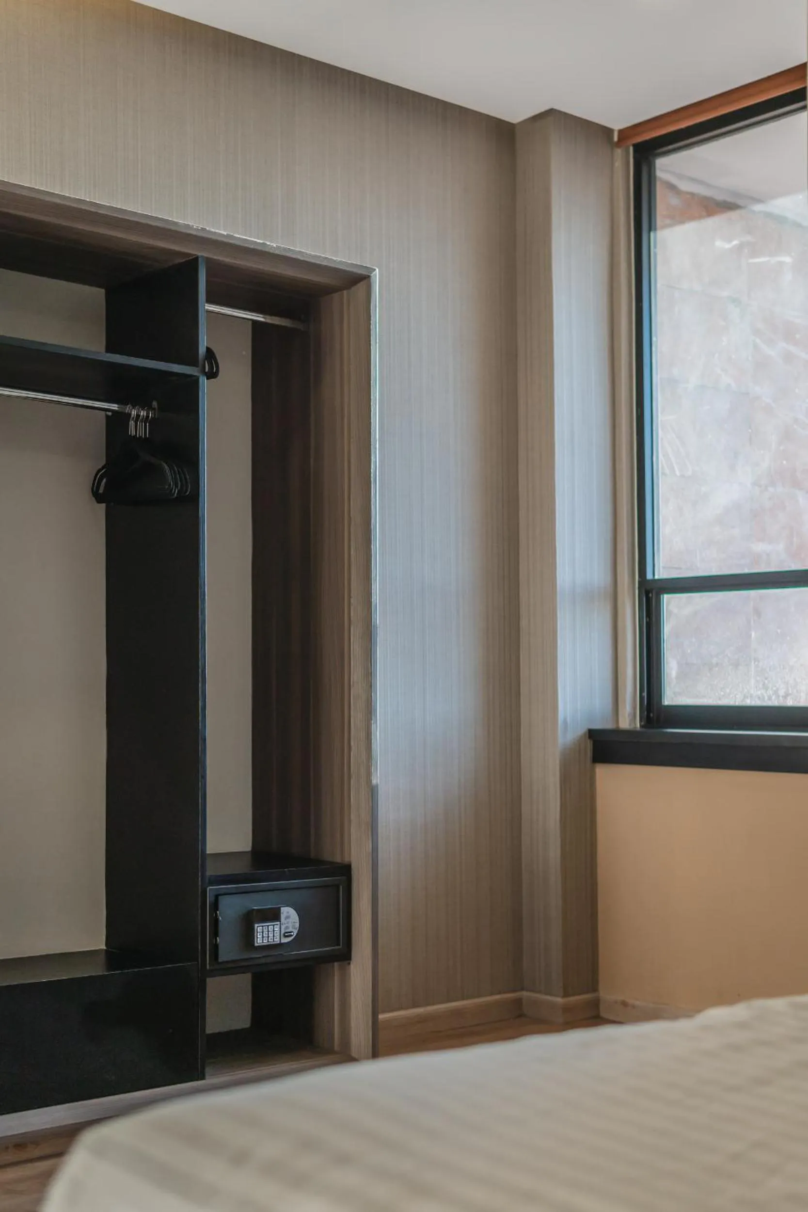 Photo of the whole room, Bed in Hotel Kavia Premium - Paseo Montejo