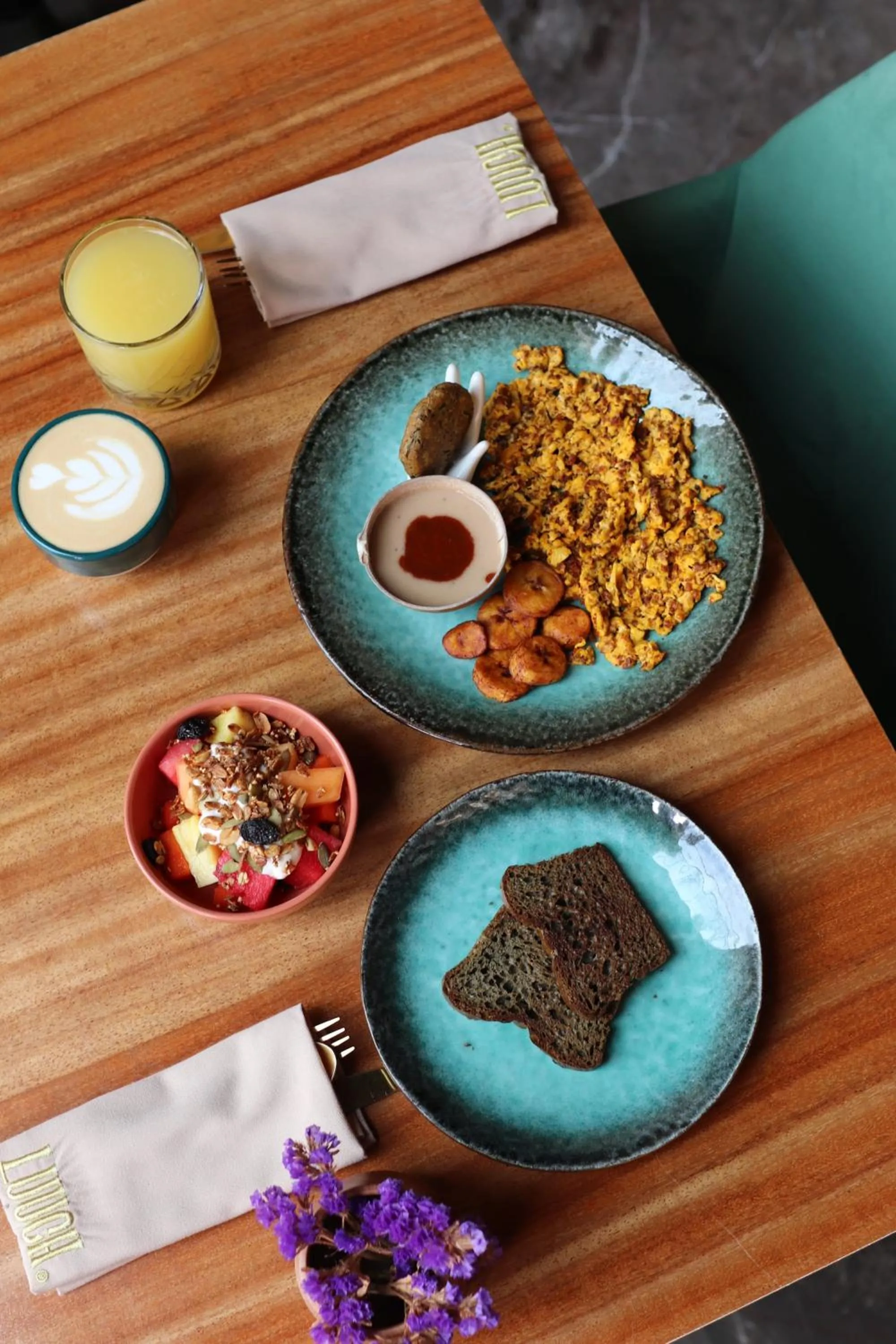 Breakfast in Hotel Kavia Premium - Paseo Montejo