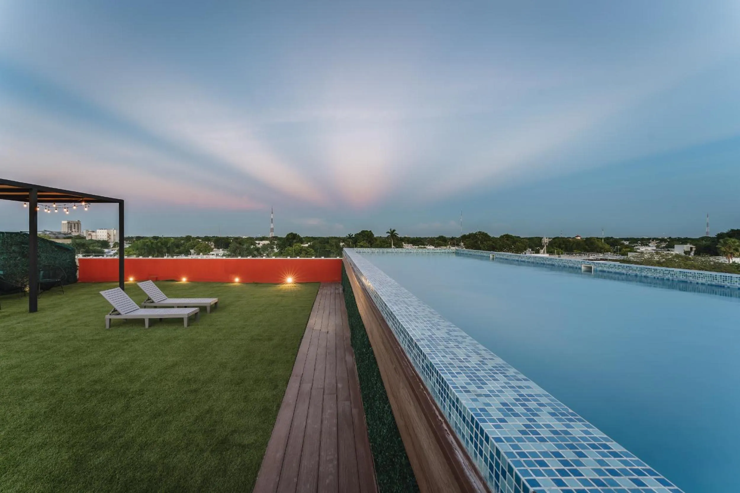 Pool view in Hotel Kavia Premium - Paseo Montejo